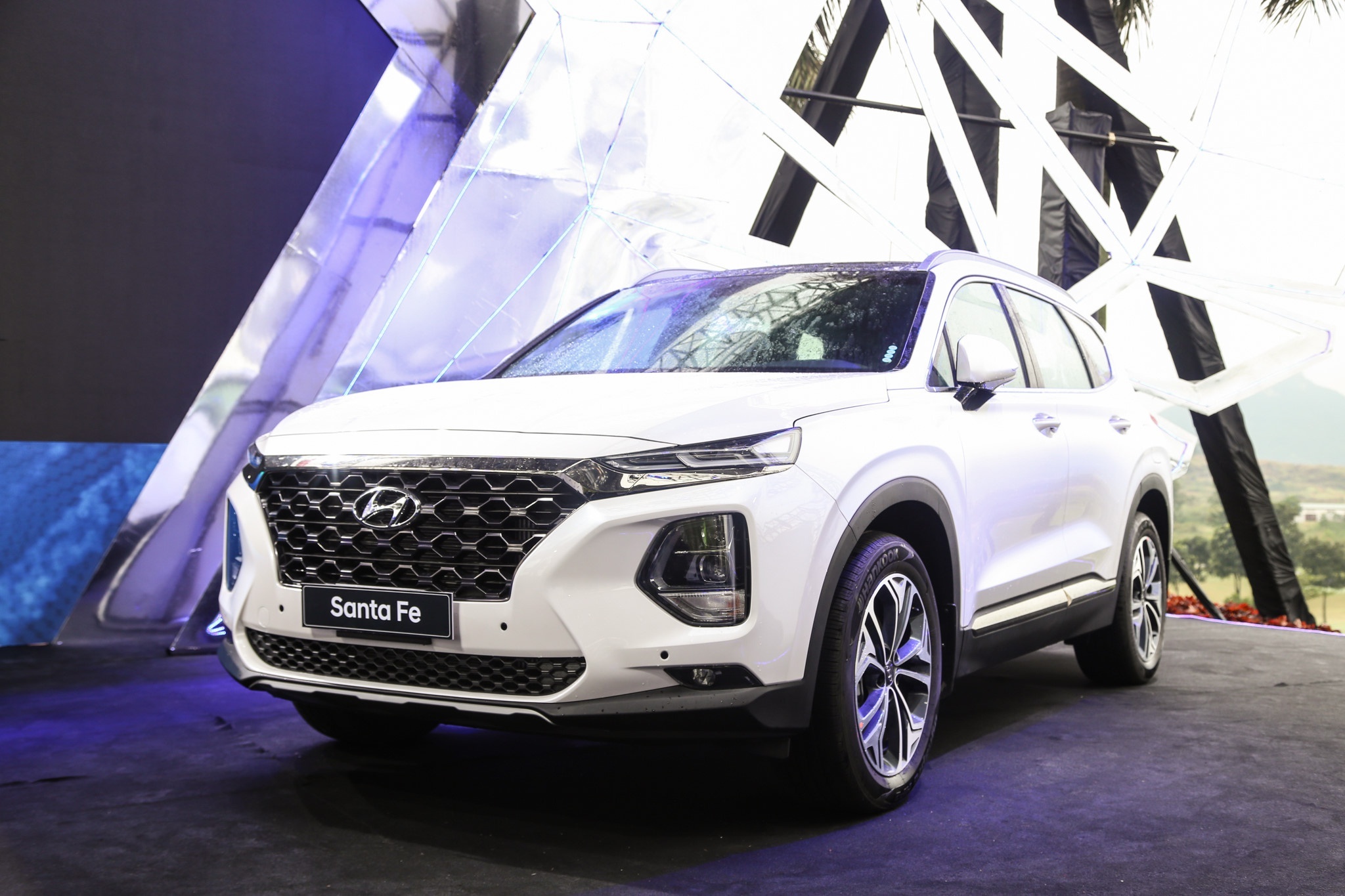 giá xe Hyundai SantaFe ảnh 2 gia xe Hyundai SantaFe anh 2