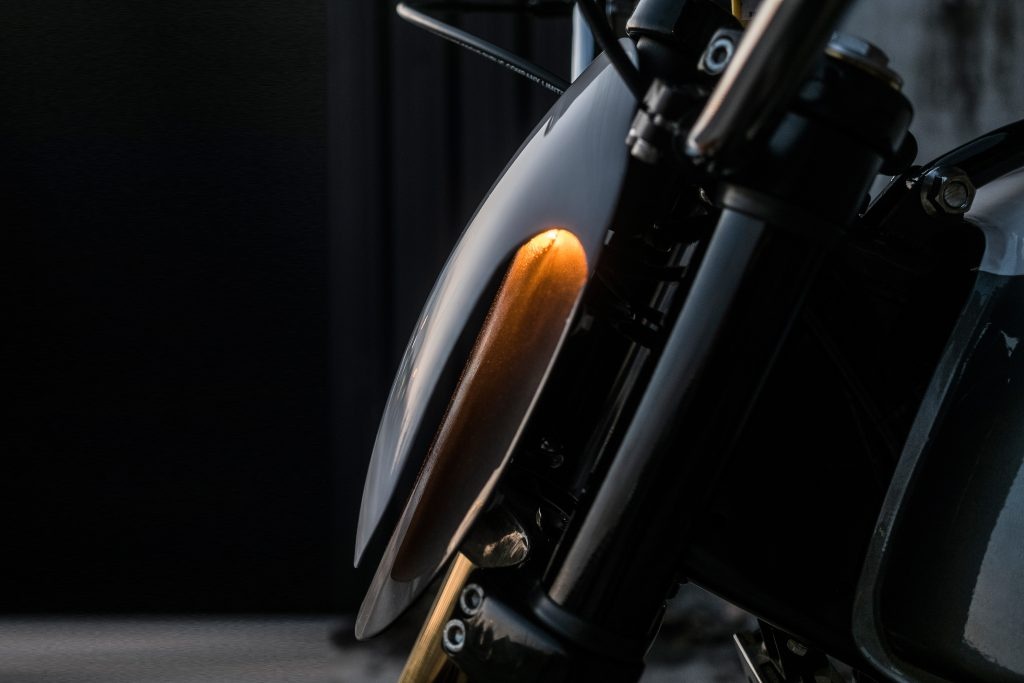 gia xe Royal Enfield anh 9