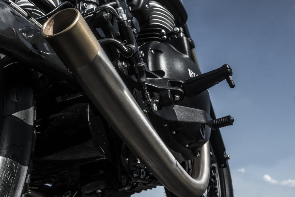 gia xe Royal Enfield anh 17