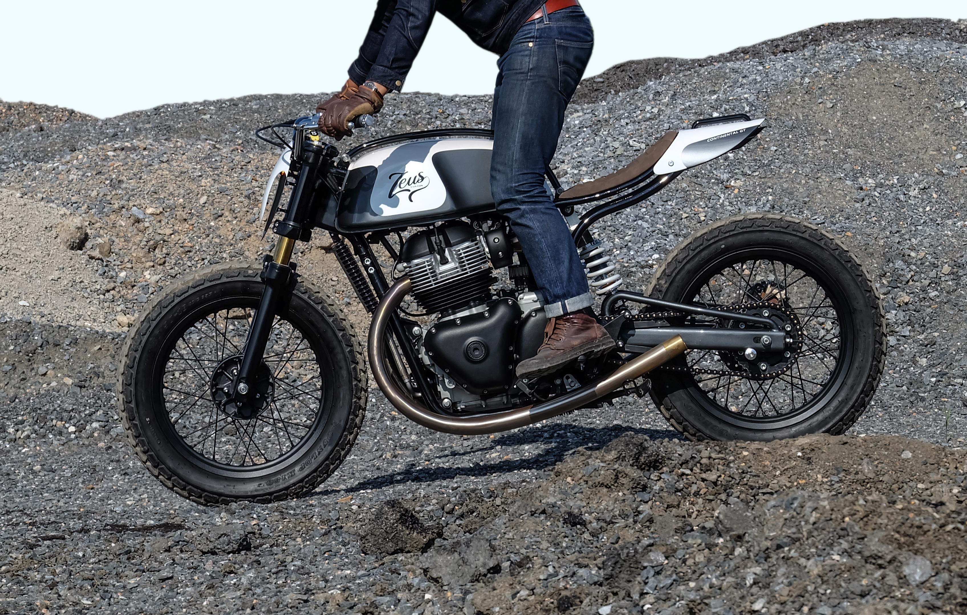 gia xe Royal Enfield anh 19