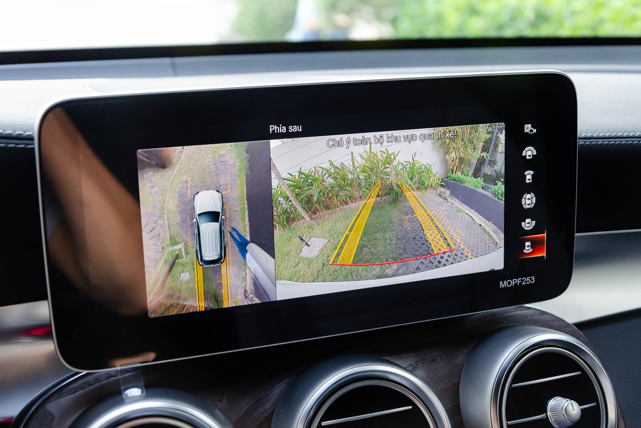 Mercedes-Benz Viet Nam anh 3