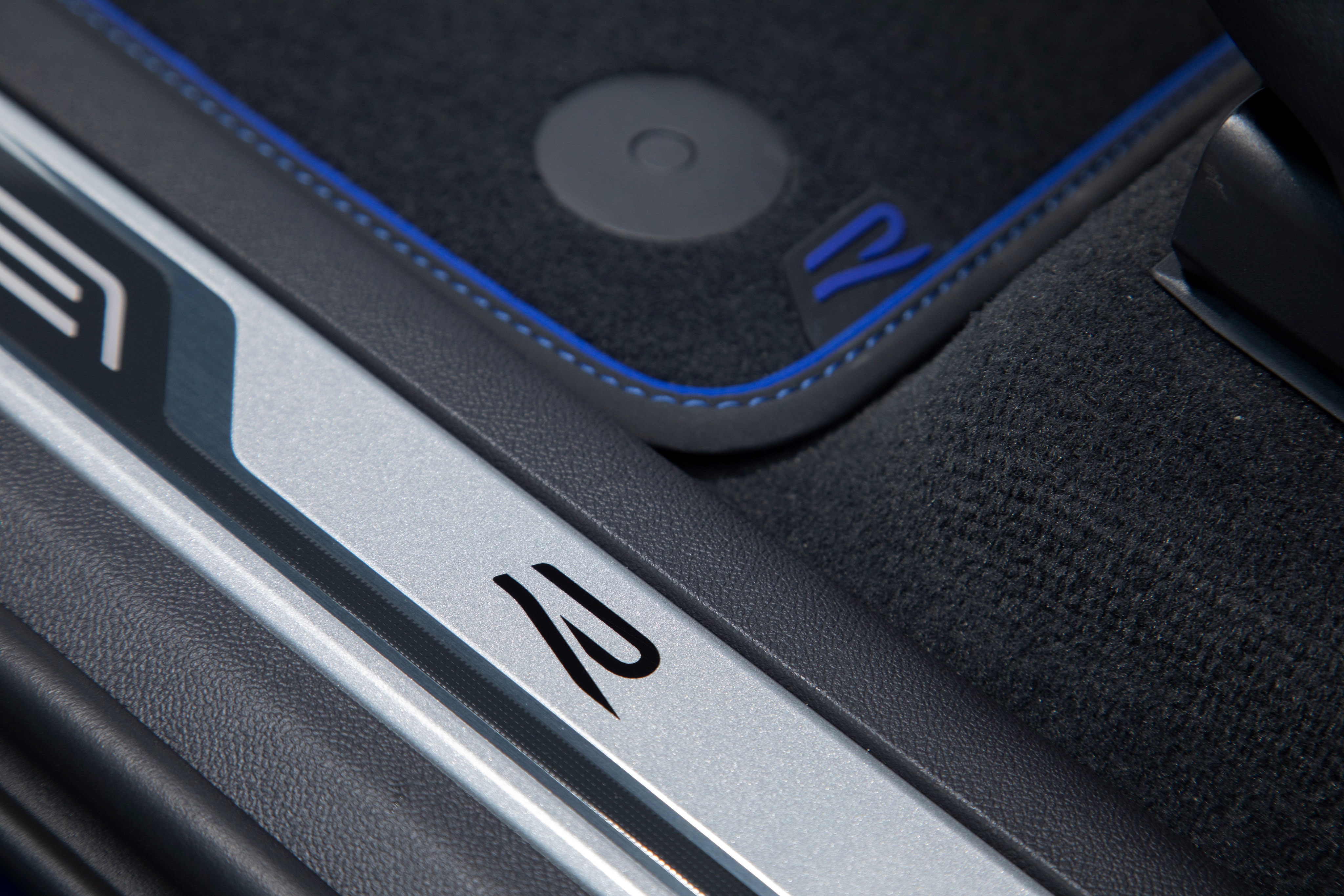 Volkswagen Touareg r anh 31