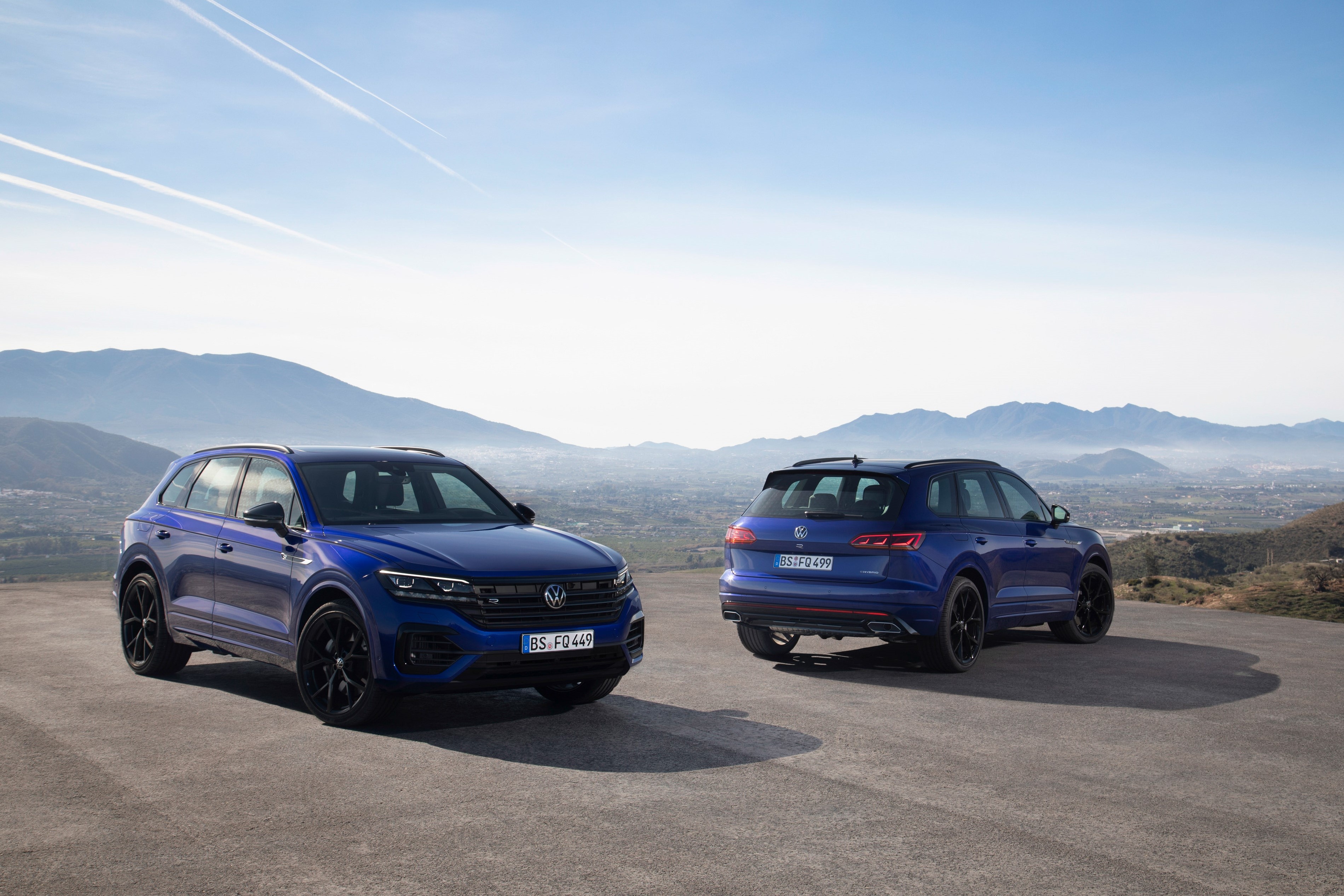 Volkswagen Touareg r anh 1