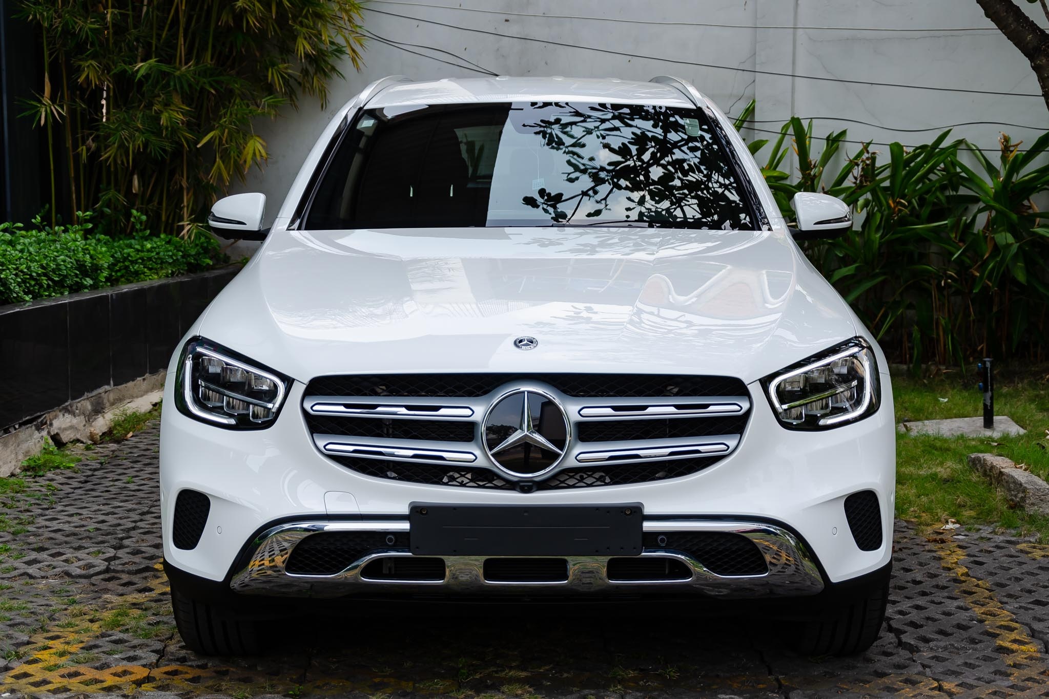 Danh gia nhanh Mercedes-Benz GLC 200 4MATIC 2020 gia hon 2 ty tai VN hinh anh