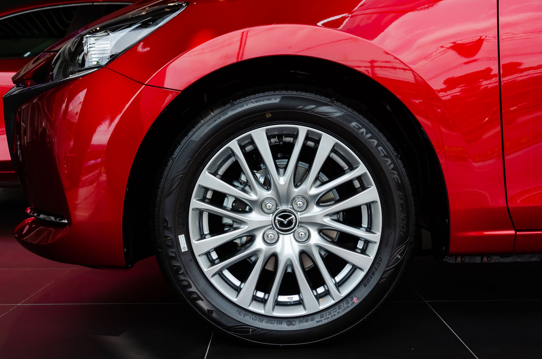 gia Mazda2 2020 anh 14