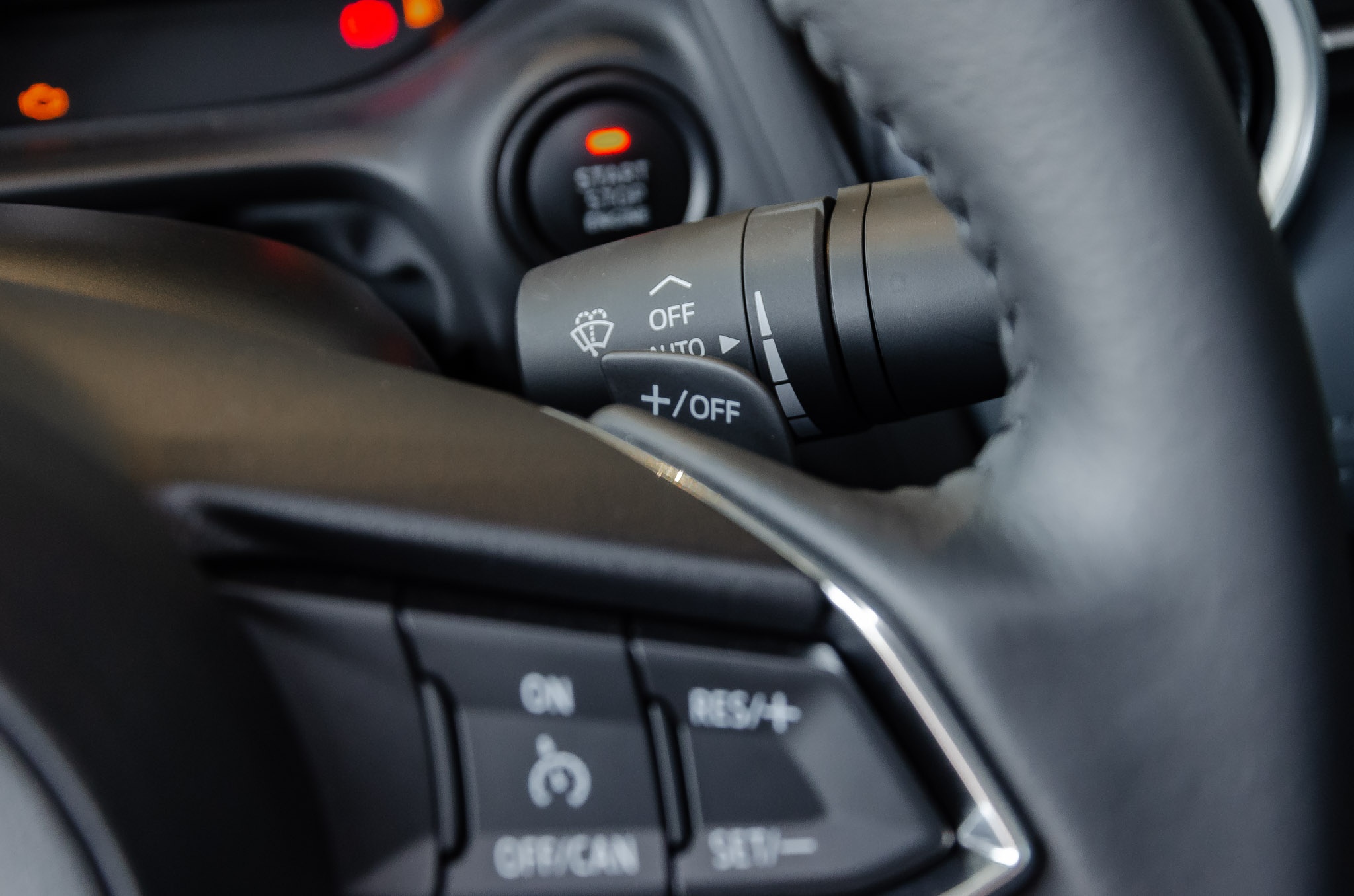 gia Mazda2 2020 anh 29