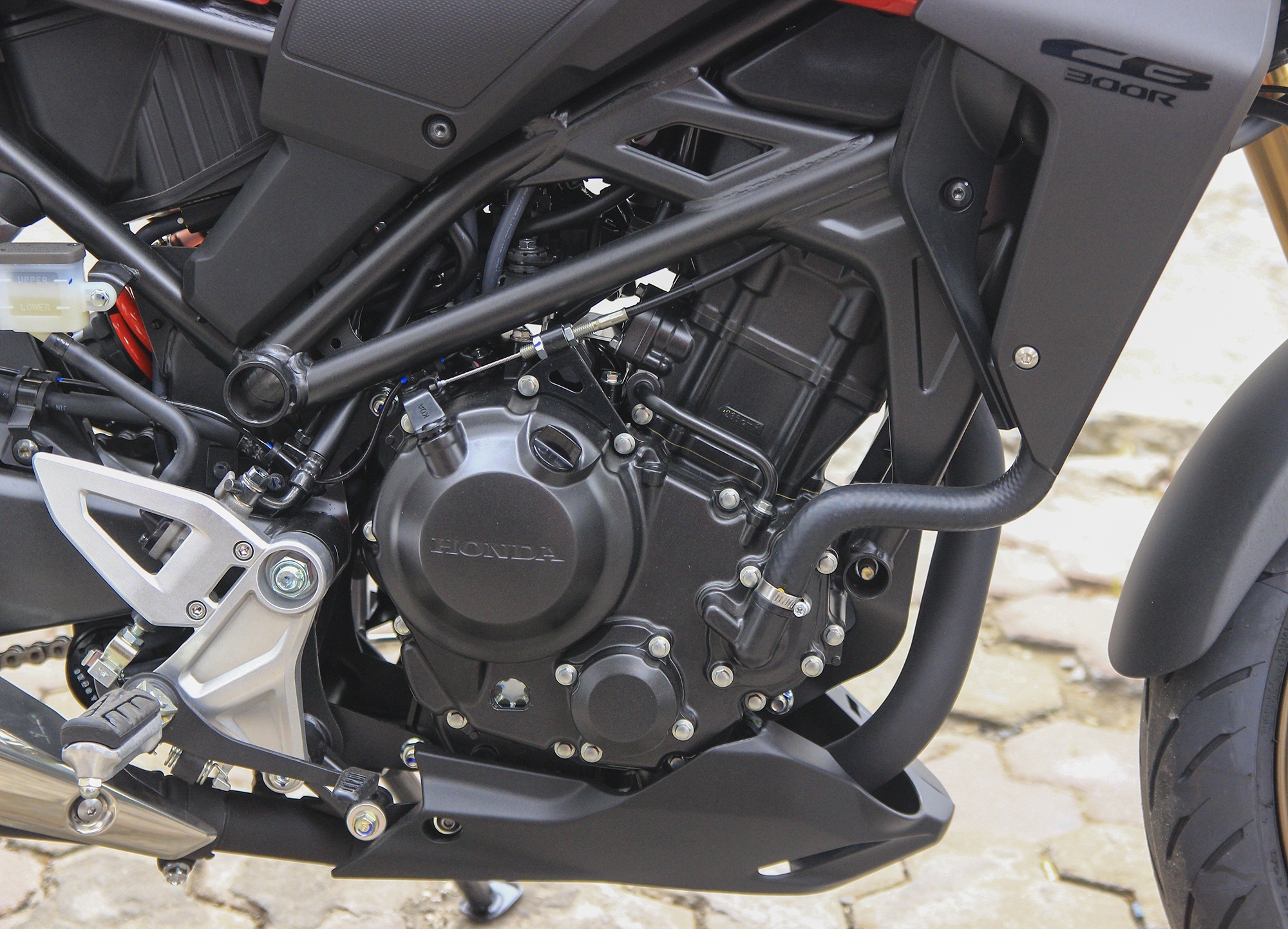 Những lựa chọn xe máy cùng tầm giá Honda SH 350i ảnh 18 Nhung lua chon xe may cung tam gia Honda SH 350i anh 18
