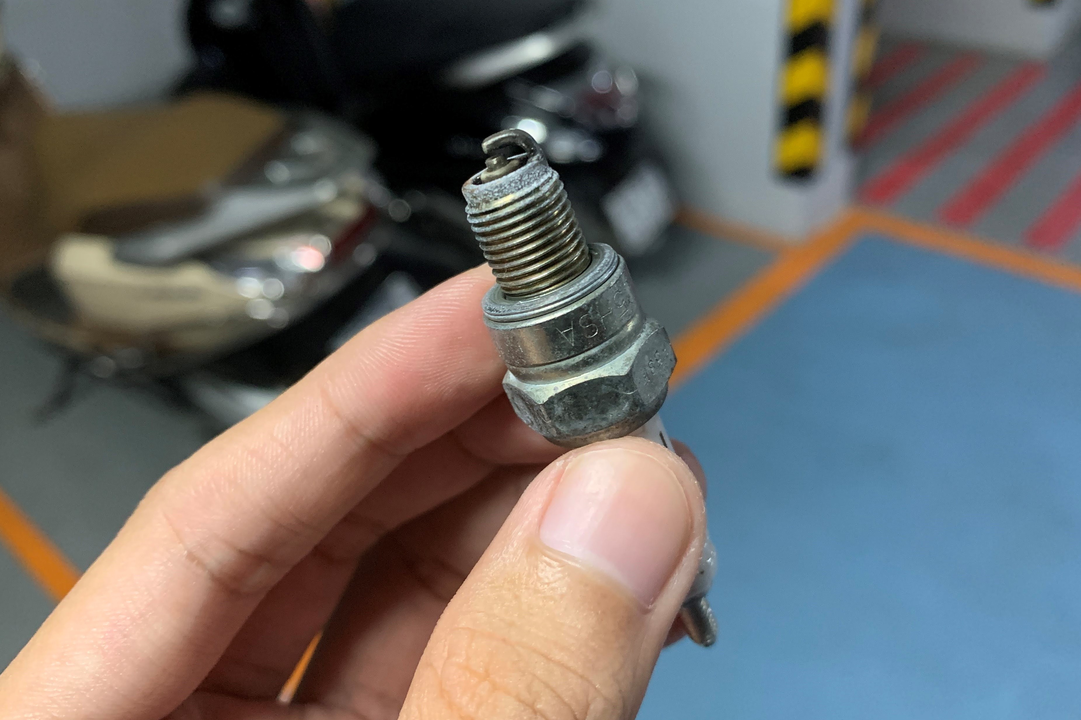 bao duong xe may anh 5