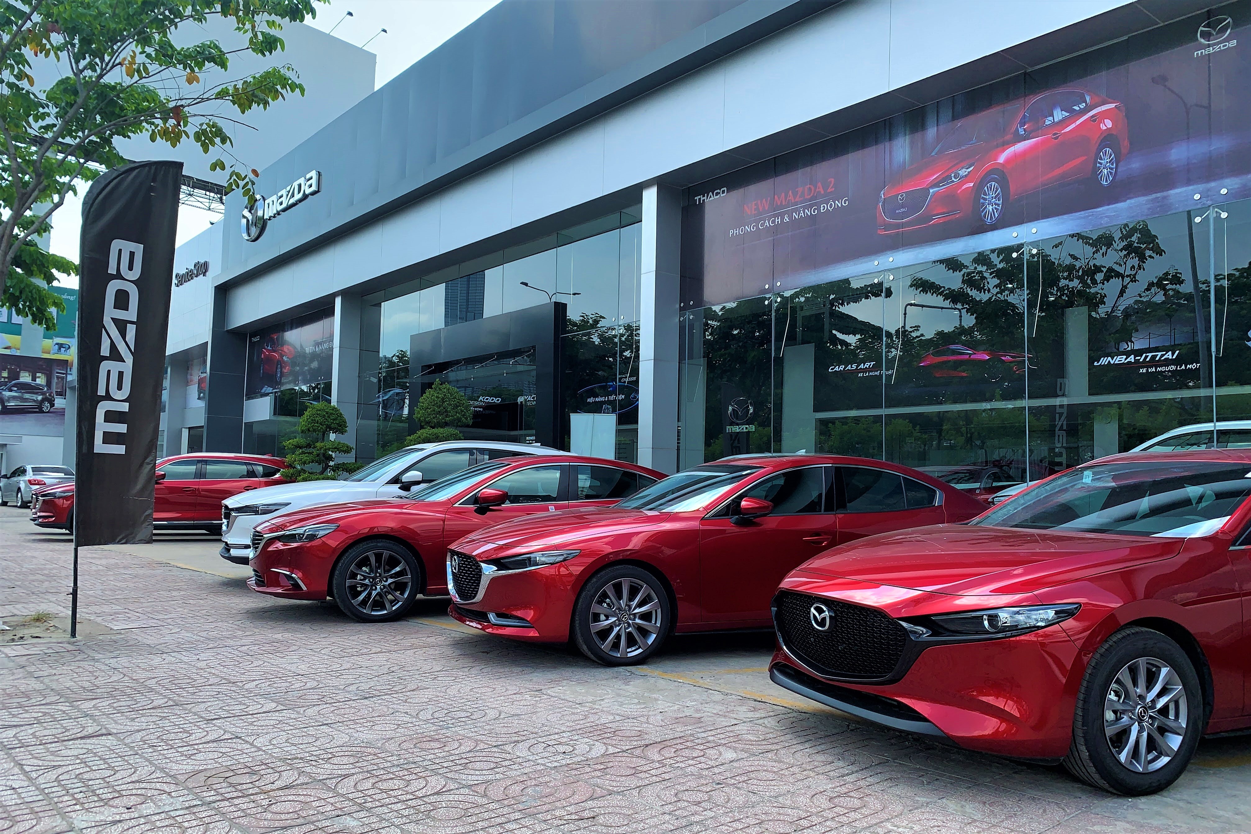 giam 50% phi truoc ba oto anh 3