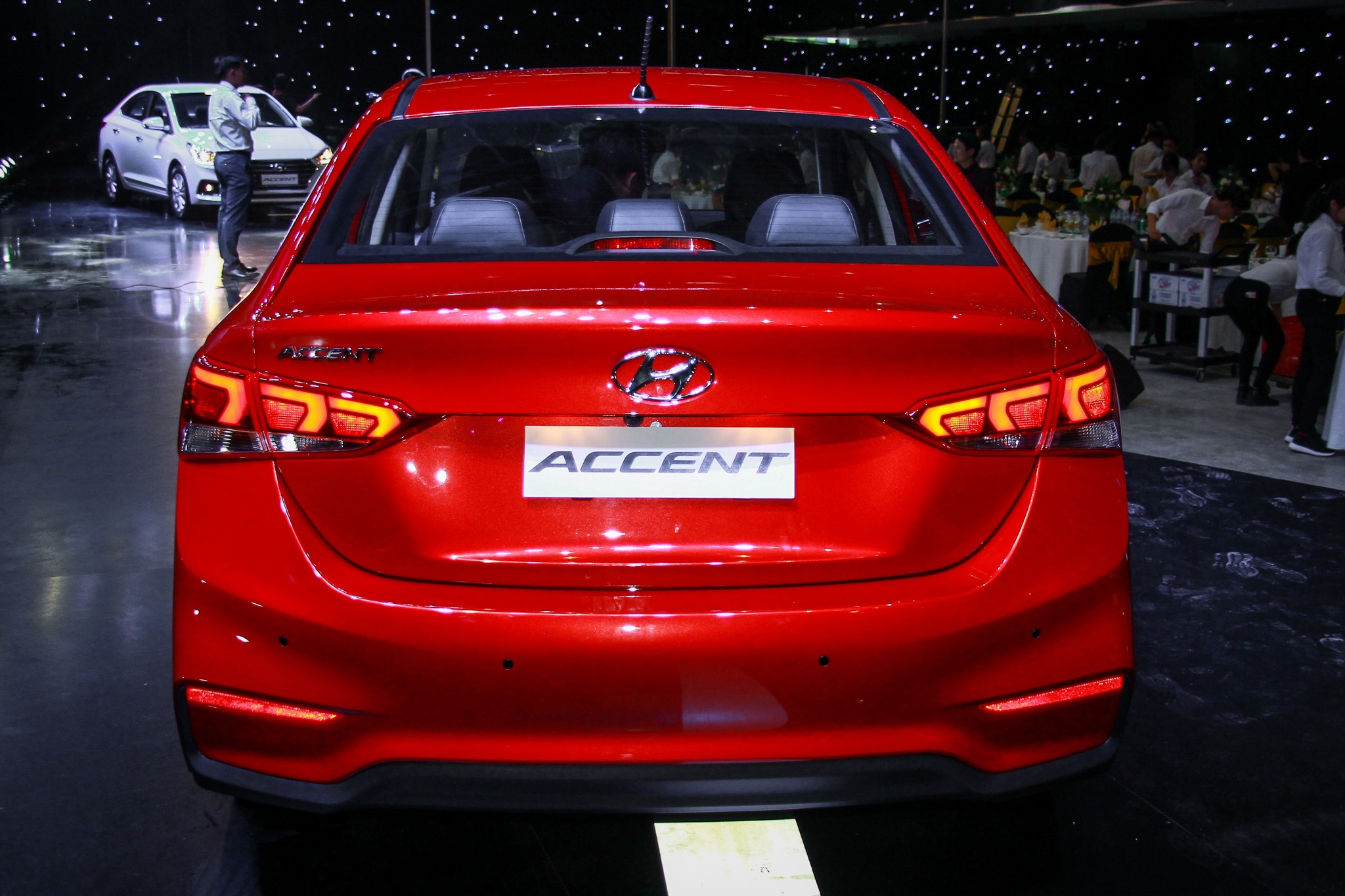 sedan hạng B ảnh 4 sedan hang B anh 4