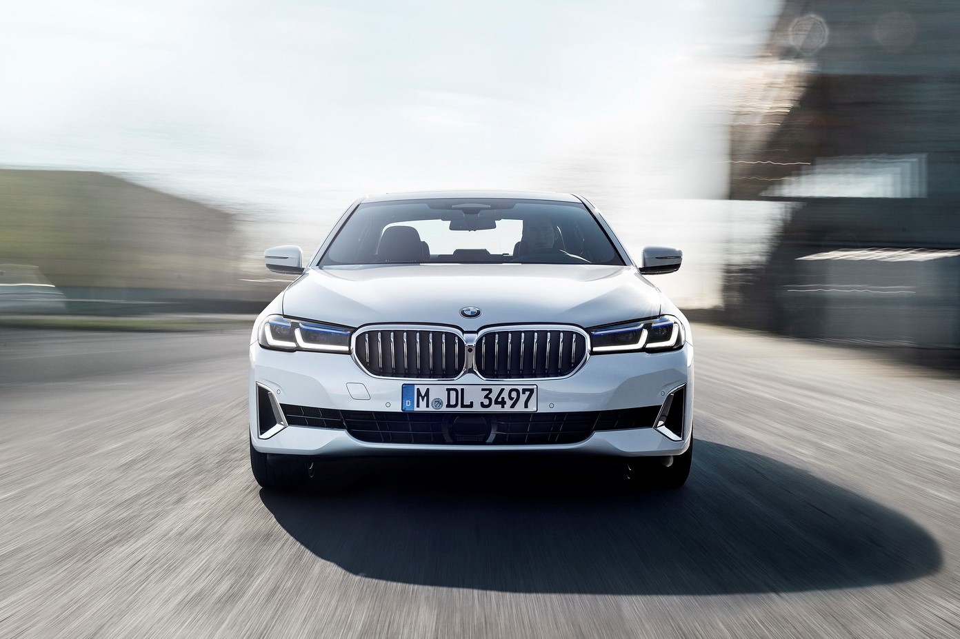 BMW 5-Series 2021 anh 15