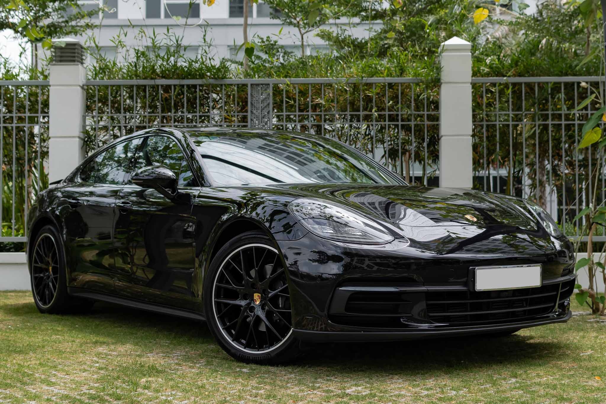 giá Porsche Panamera ảnh 4 gia Porsche Panamera anh 4