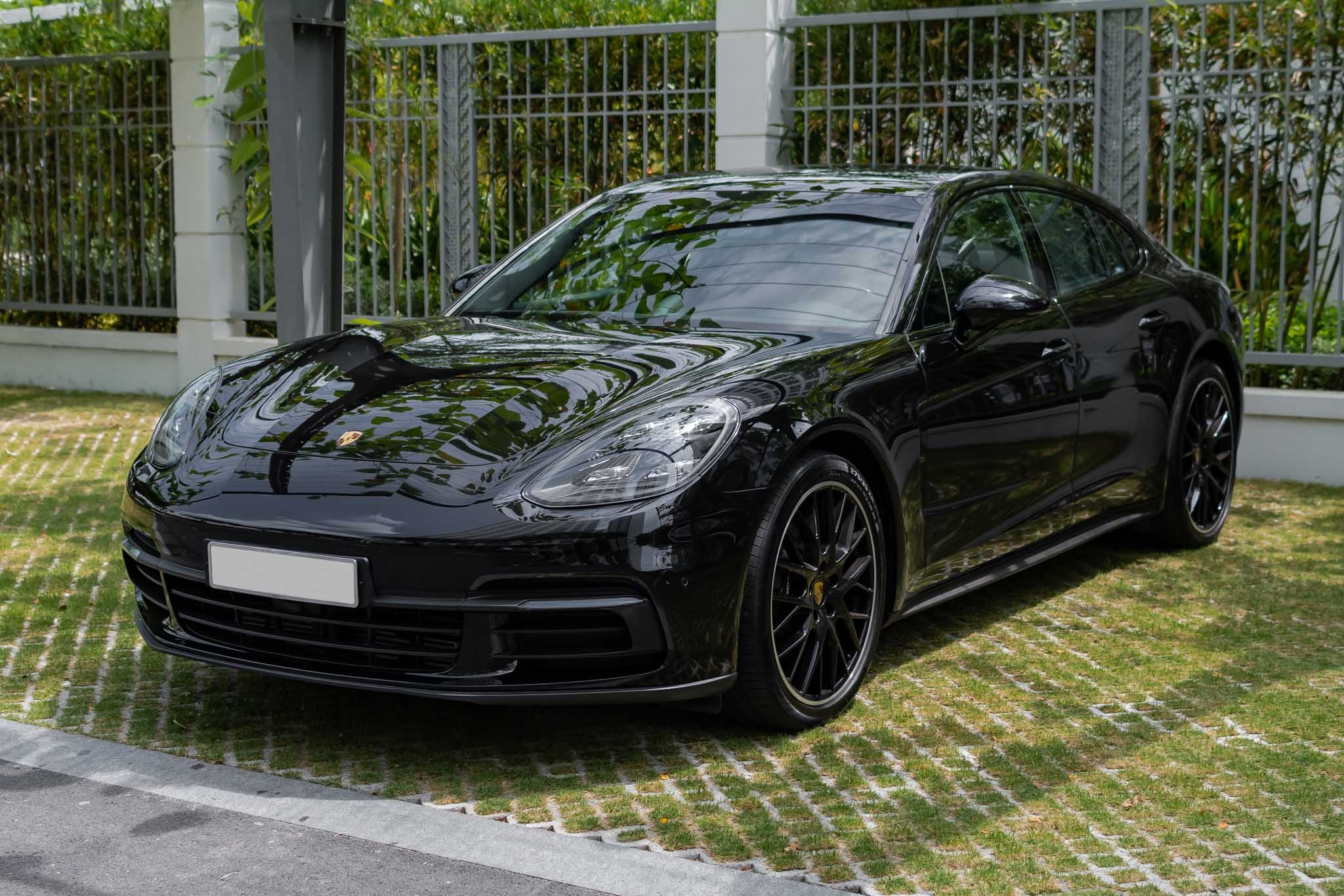 giá Porsche Panamera ảnh 3 gia Porsche Panamera anh 3