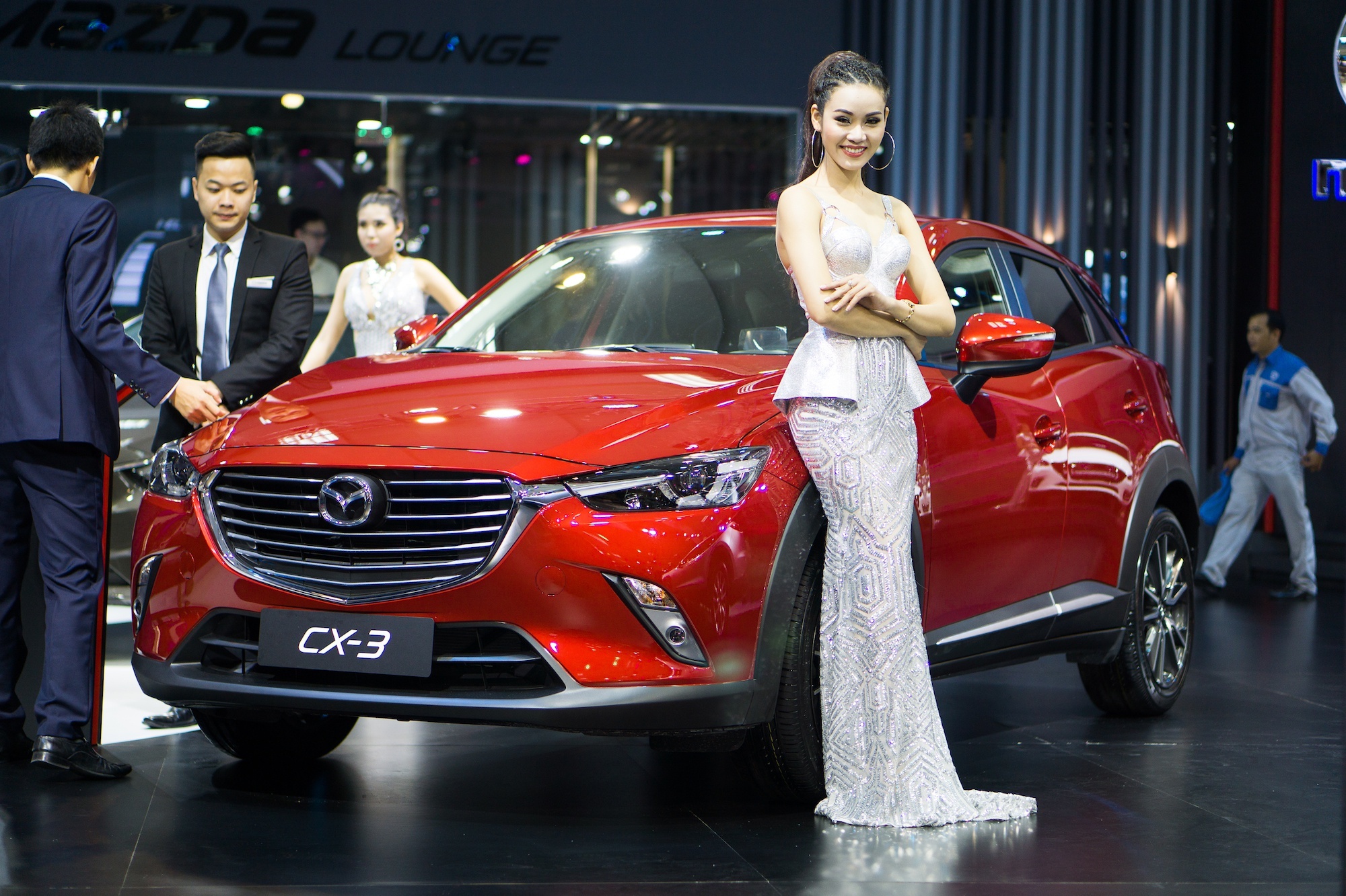 Mazda CX-3 se canh tranh voi mau xe gam cao nao tai Viet Nam? hinh anh