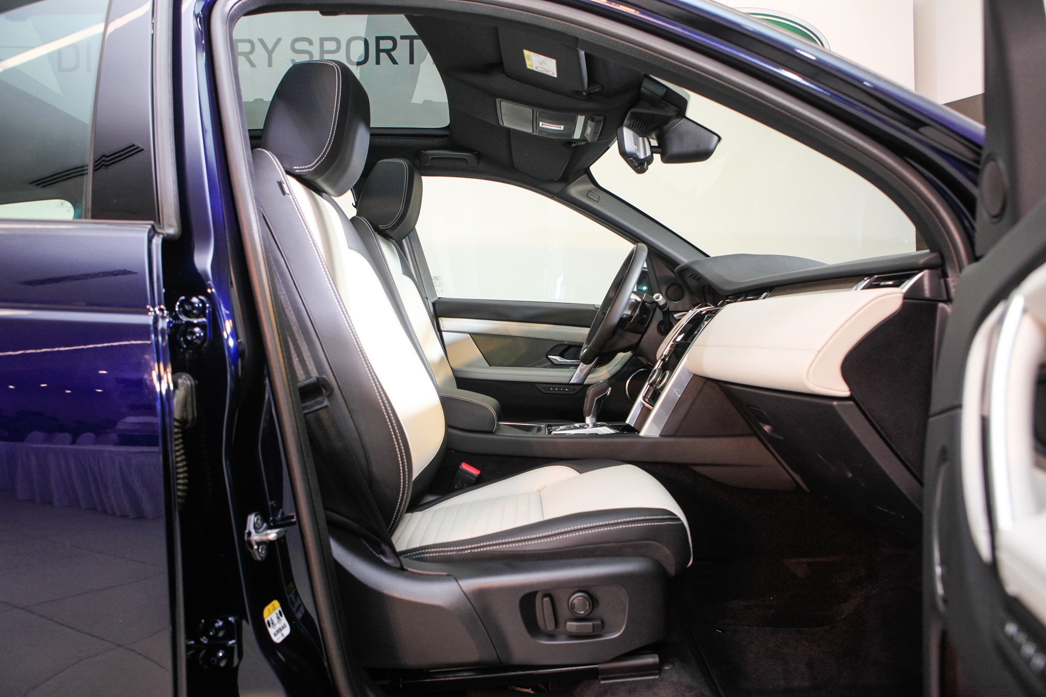 Land Rover Discovery Sport 2020 anh 12