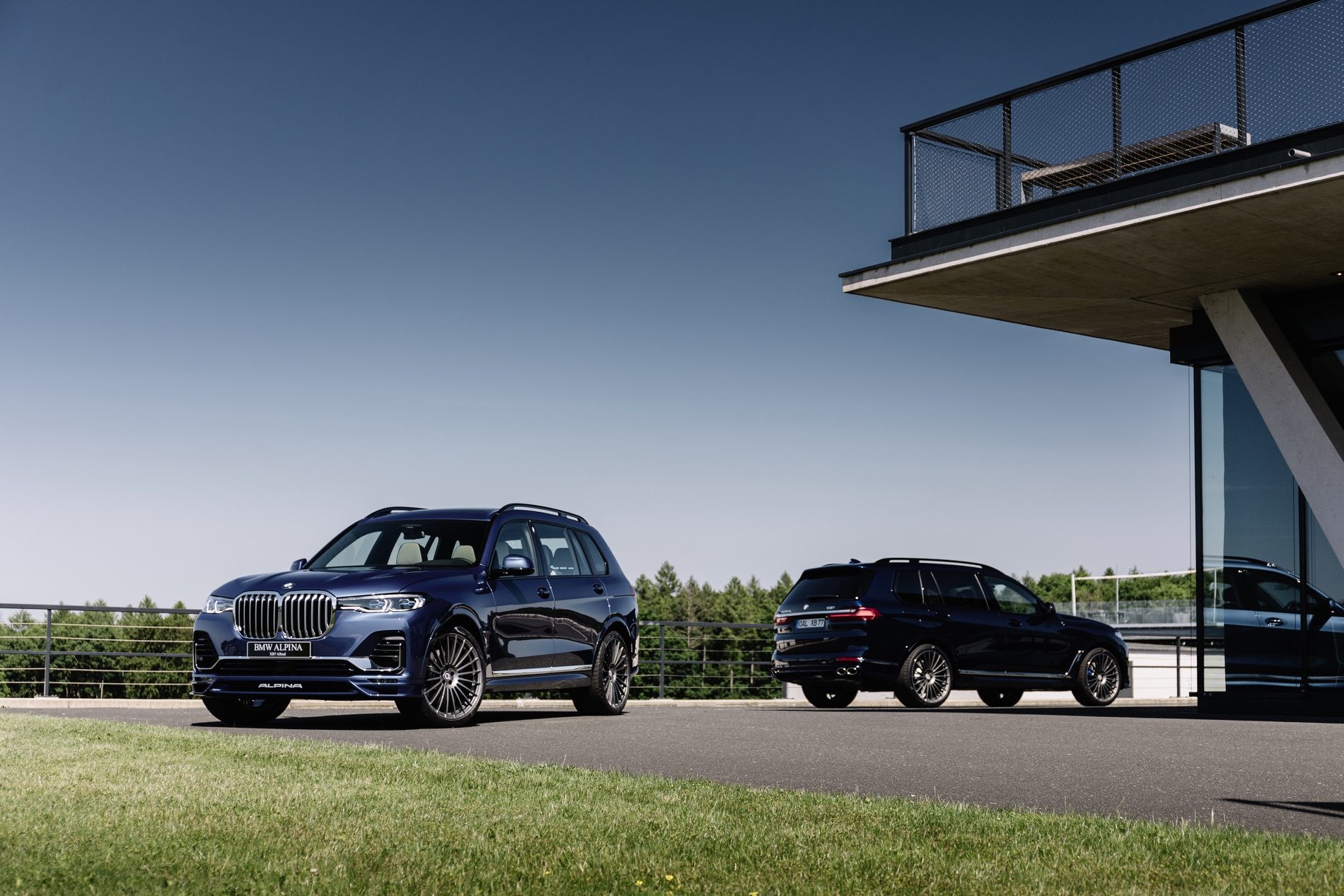 Phien ban BMW X7 hieu nang cao anh 1