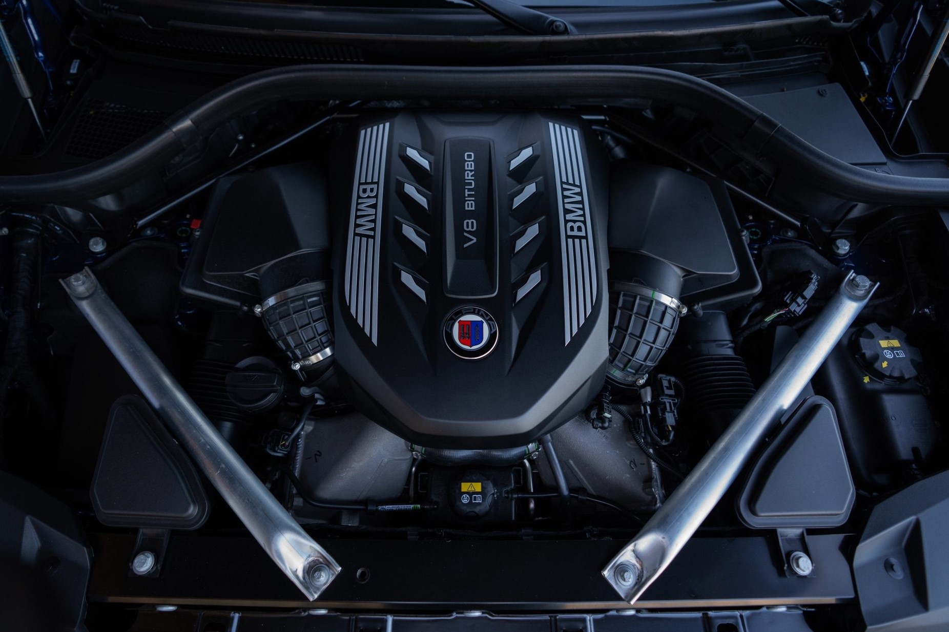 Phien ban BMW X7 hieu nang cao anh 6