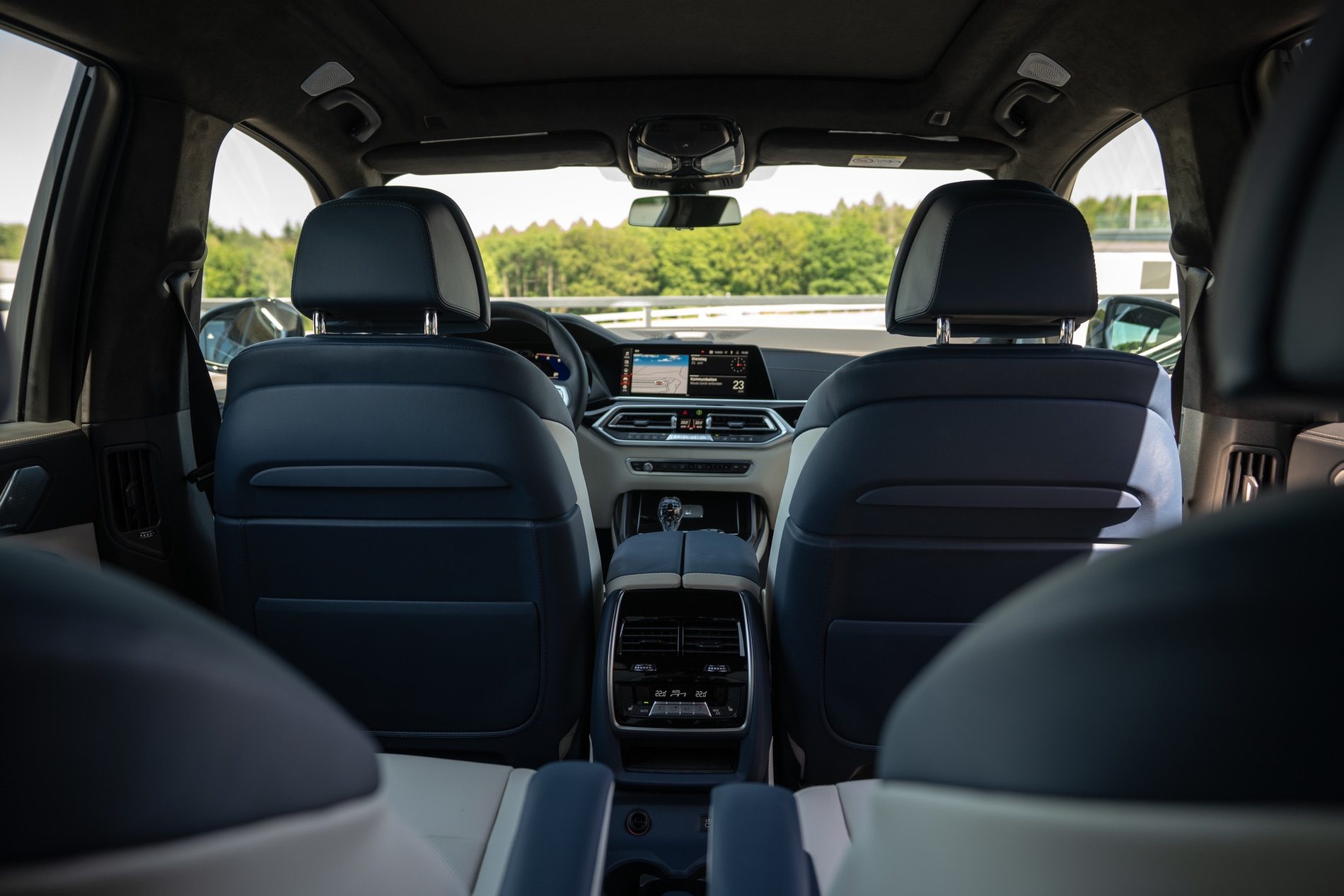 Phien ban BMW X7 hieu nang cao anh 23