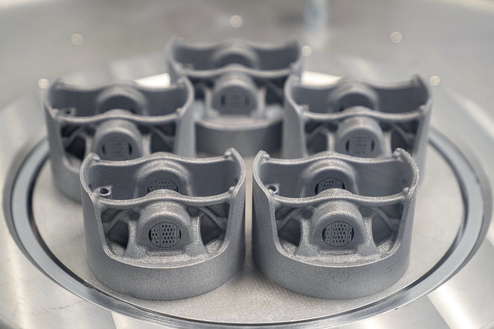 Porsche 911 GT2 RS anh 1