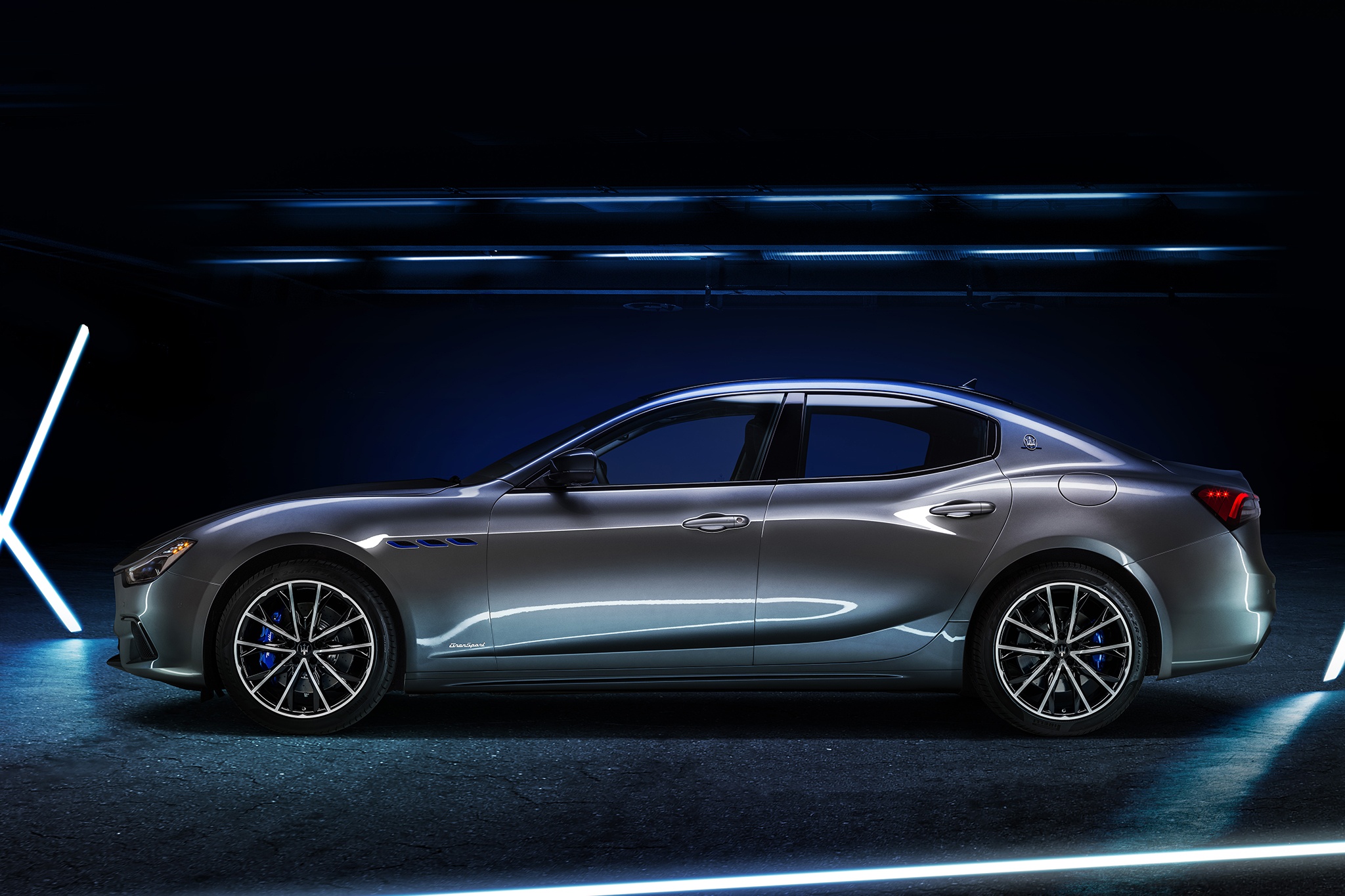 Maserati Ghibli Hybrid 2021 anh 7