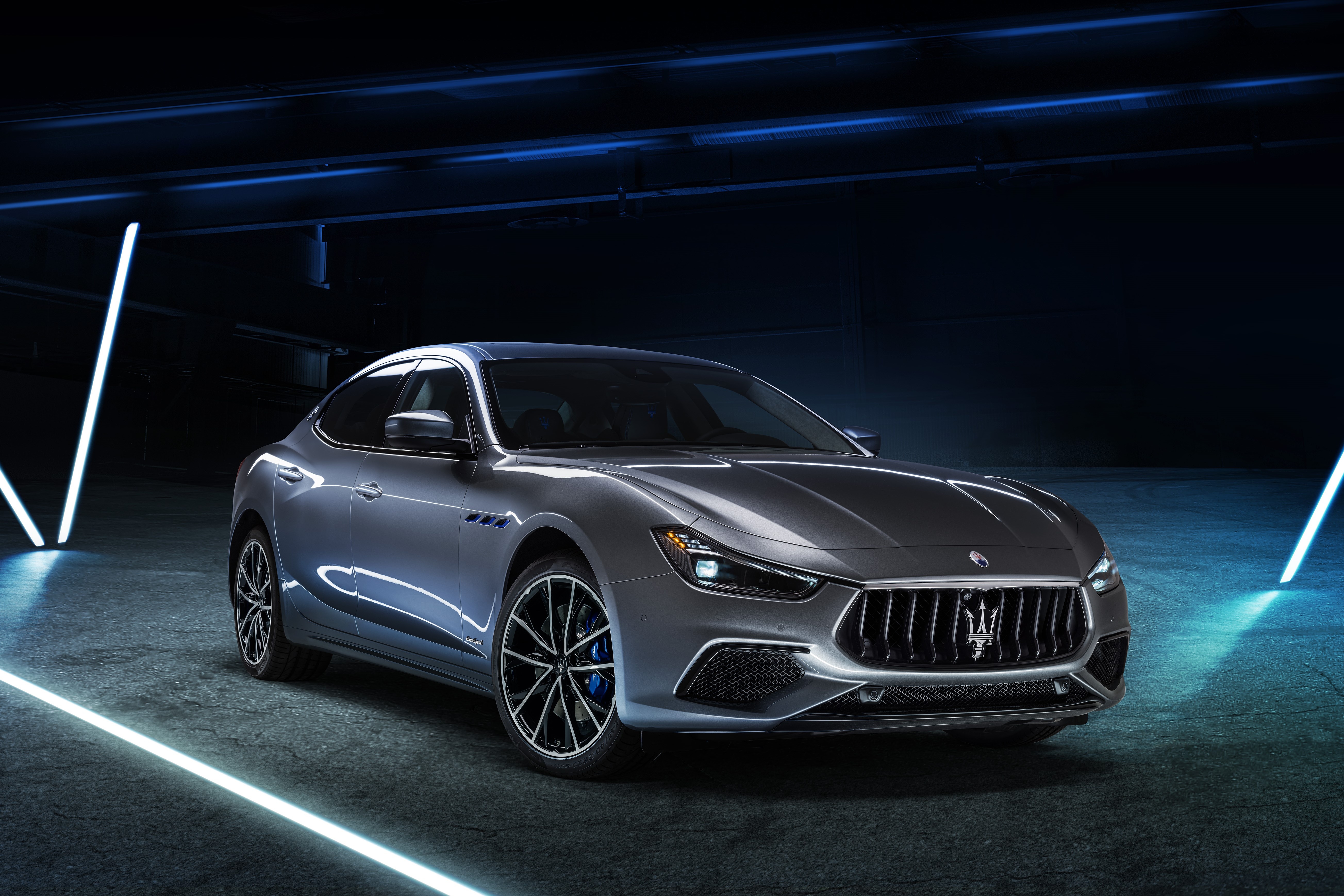 Maserati Ghibli Hybrid 2021 anh 1