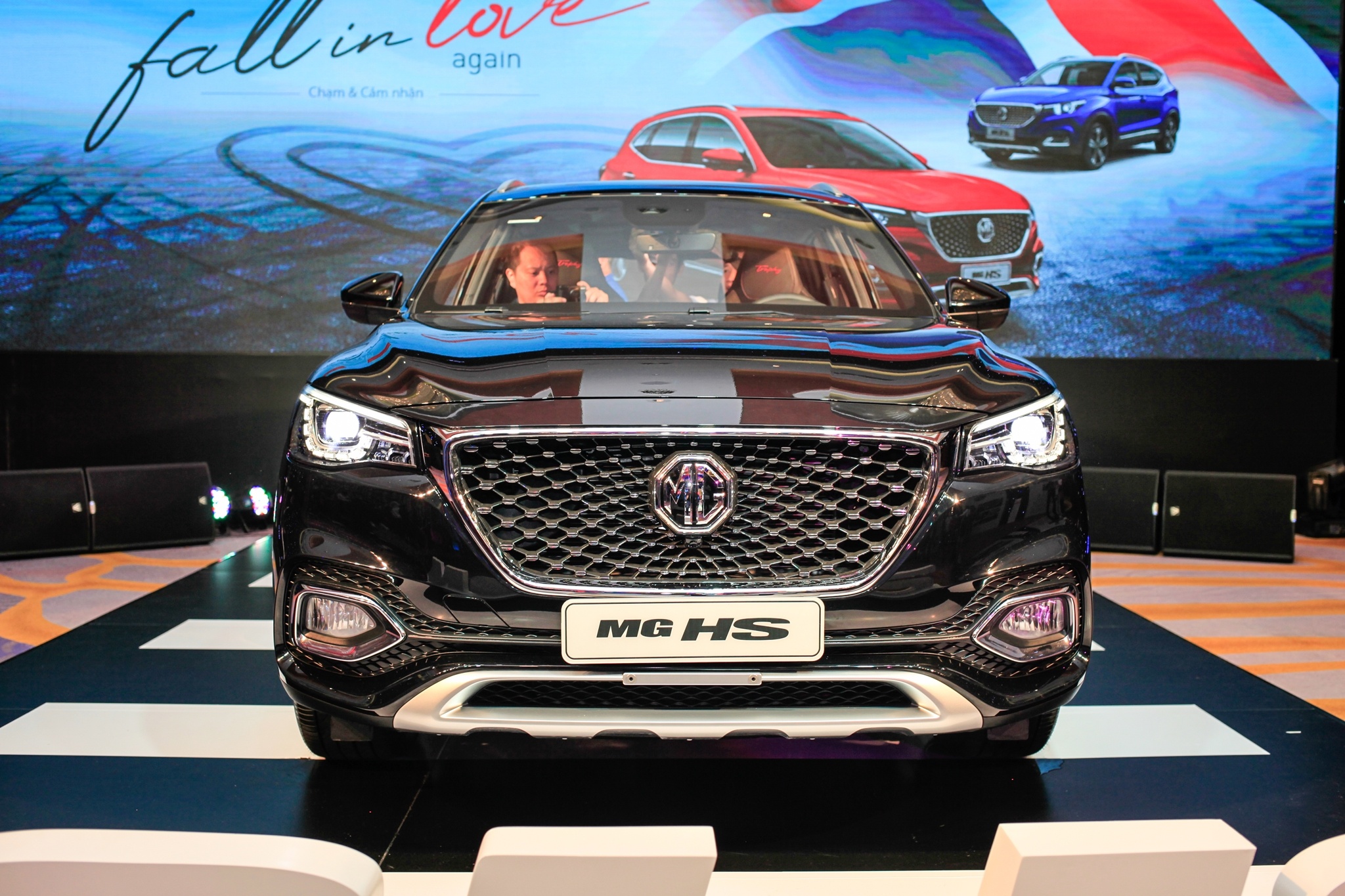 SUV 5 cho co trung anh 2