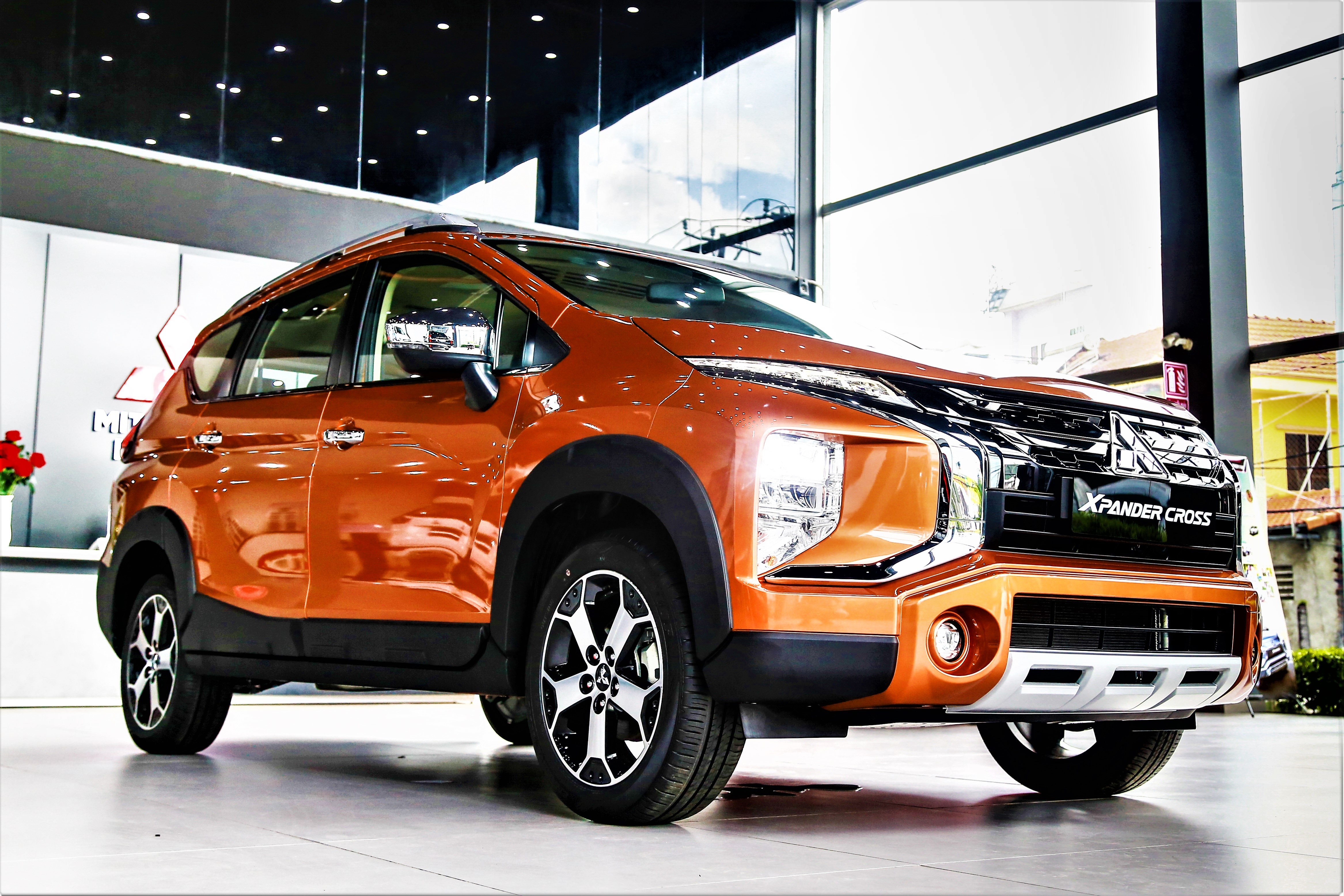 SUV 7 cho tam gia 700 trieu - chon Rush, XL7 hay Xpander Cross? hinh anh