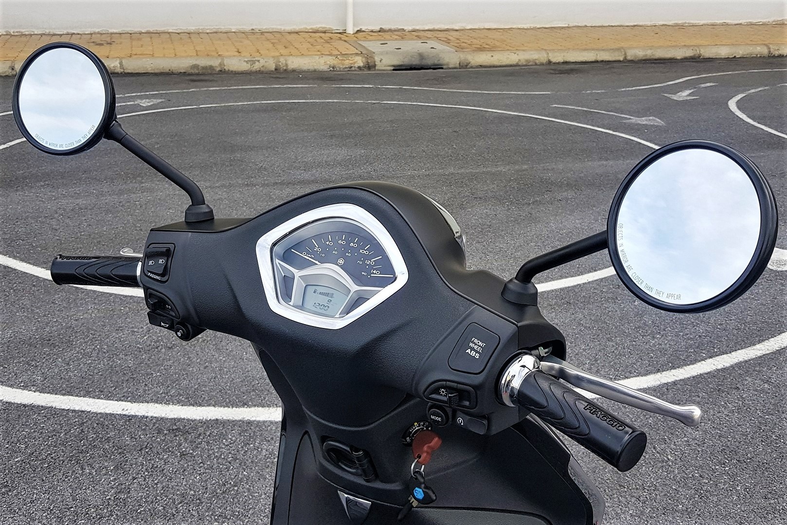 Xe tay ga 60 triệu ảnh 9 Xe tay ga 60 trieu anh 9