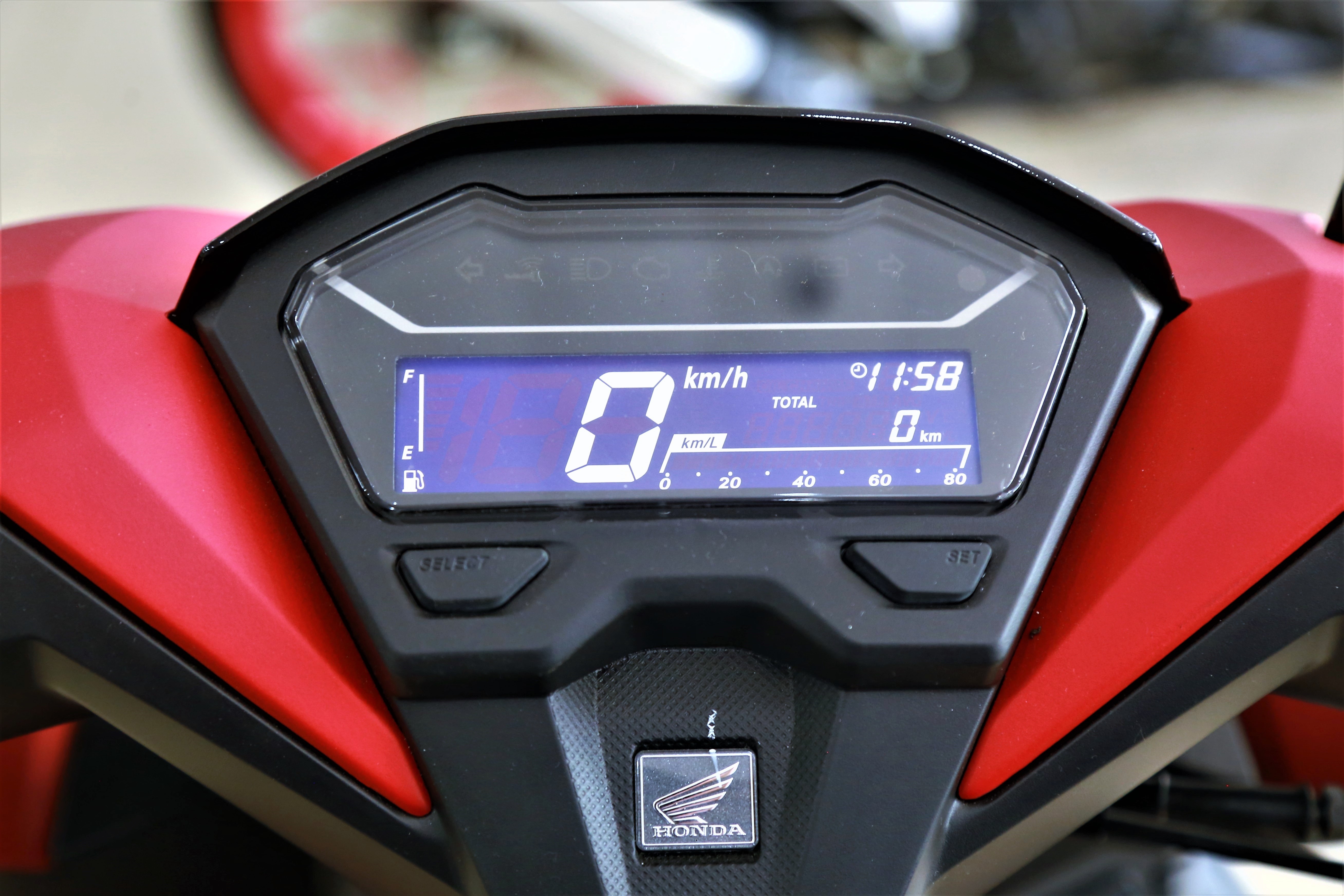 Honda Vario 150 anh 7