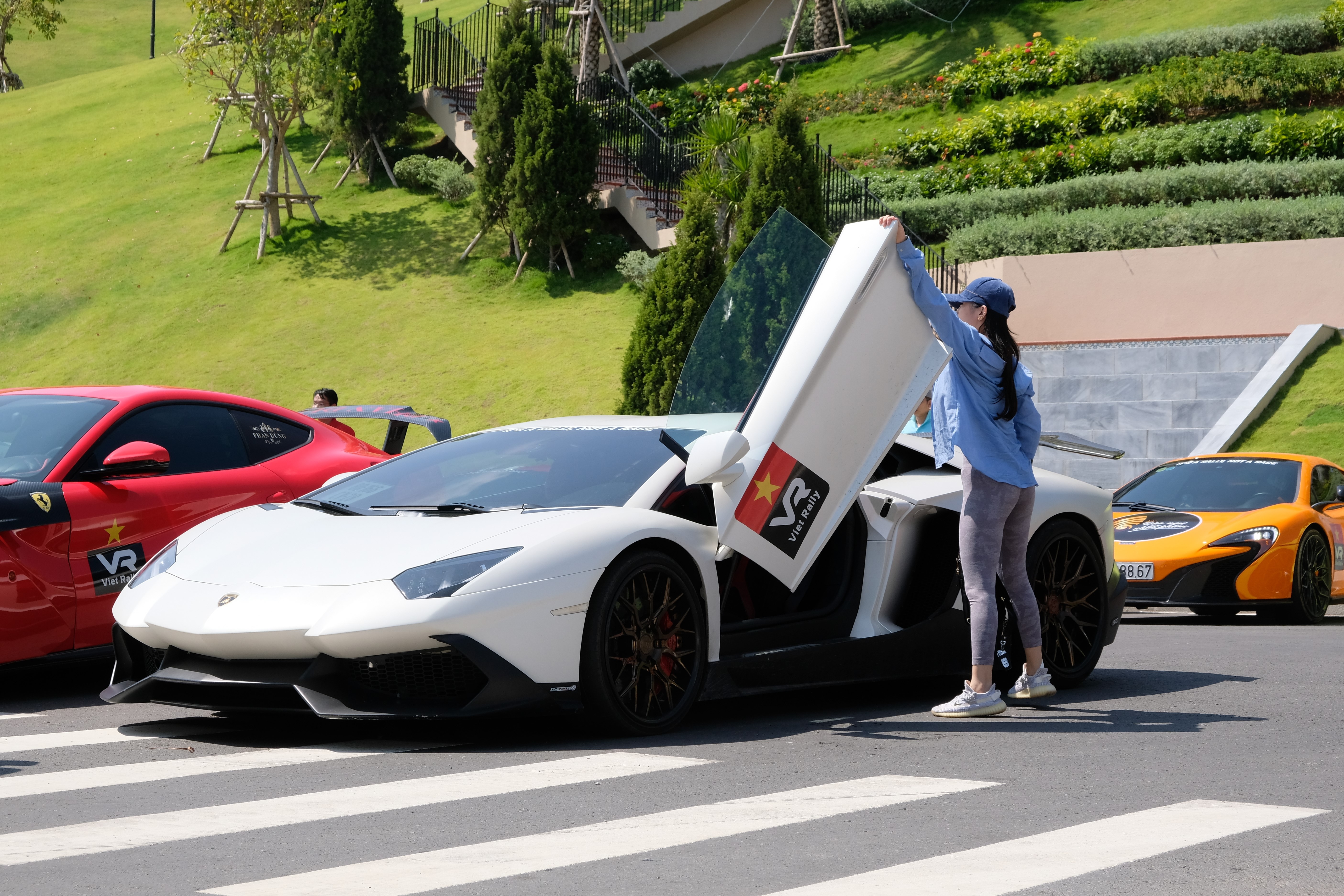 Doan sieu xe 50 chiec khoi hanh di Phan Thiet anh 13