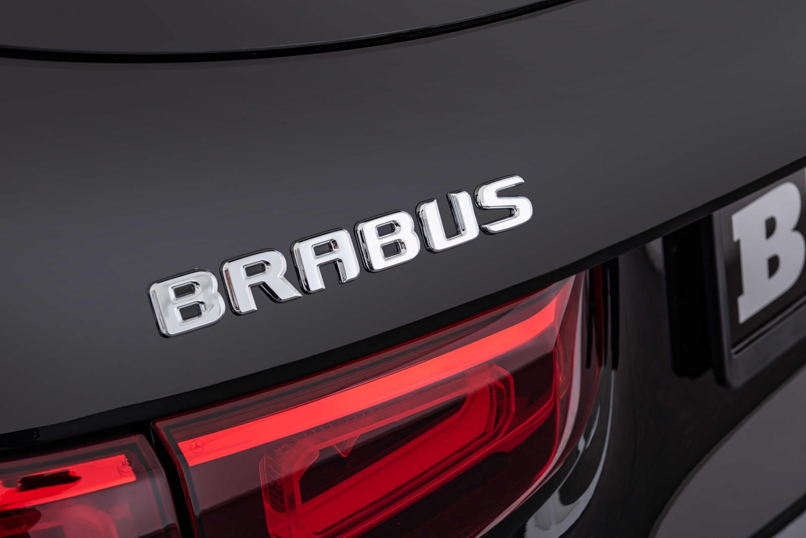 Mercedes GLB độ Brabus ảnh 10 Mercedes GLB do Brabus anh 10