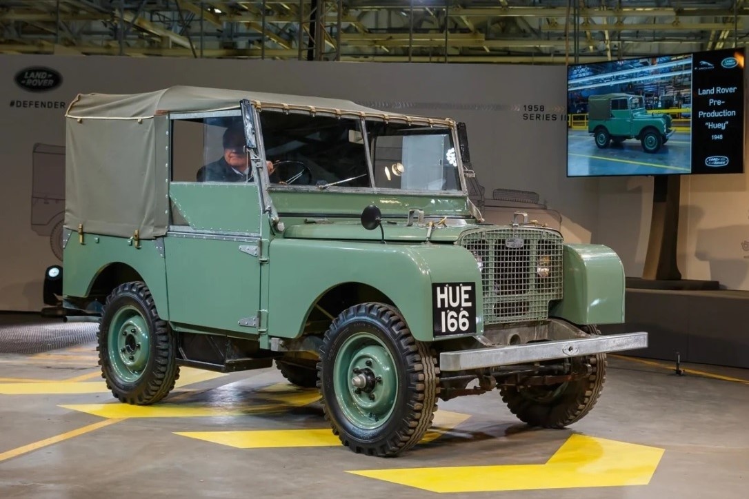 Land Rover Defender anh 2