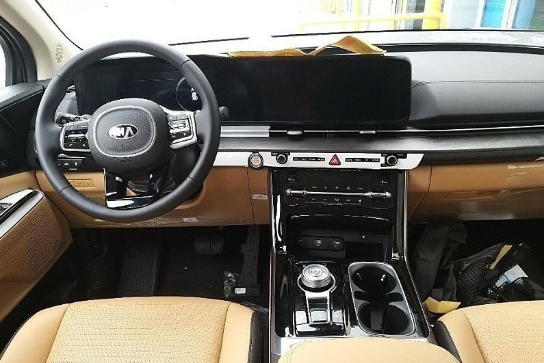 Kia Sedona 2021 anh 4