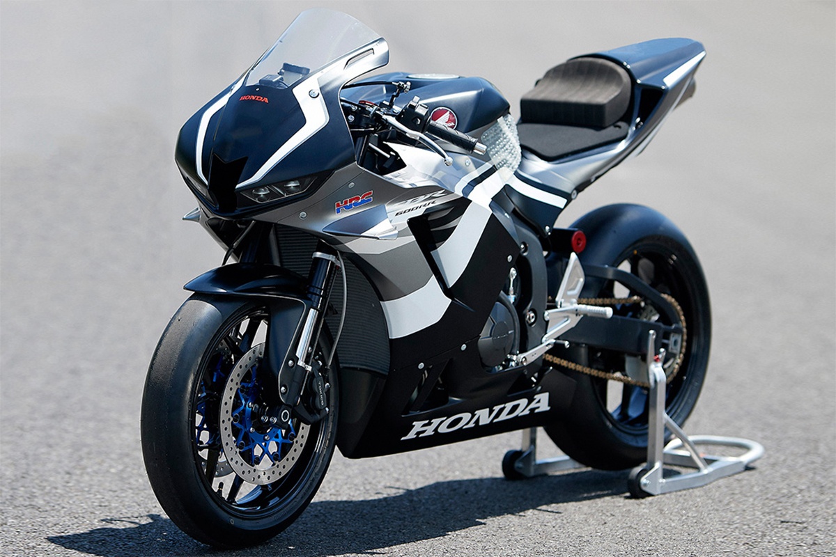 Honda CBR600RR 2021 co them phien ban dua hinh anh