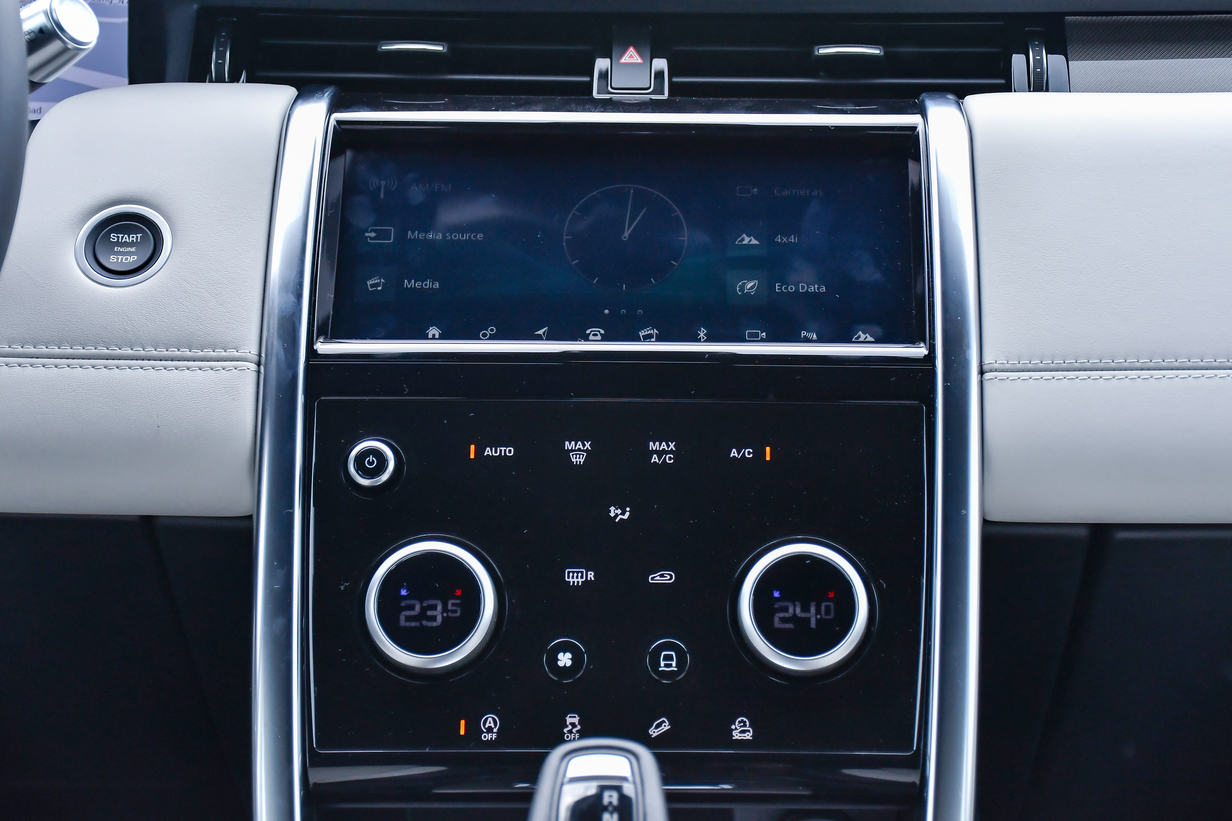 Land Rover Discovery Sport anh 11