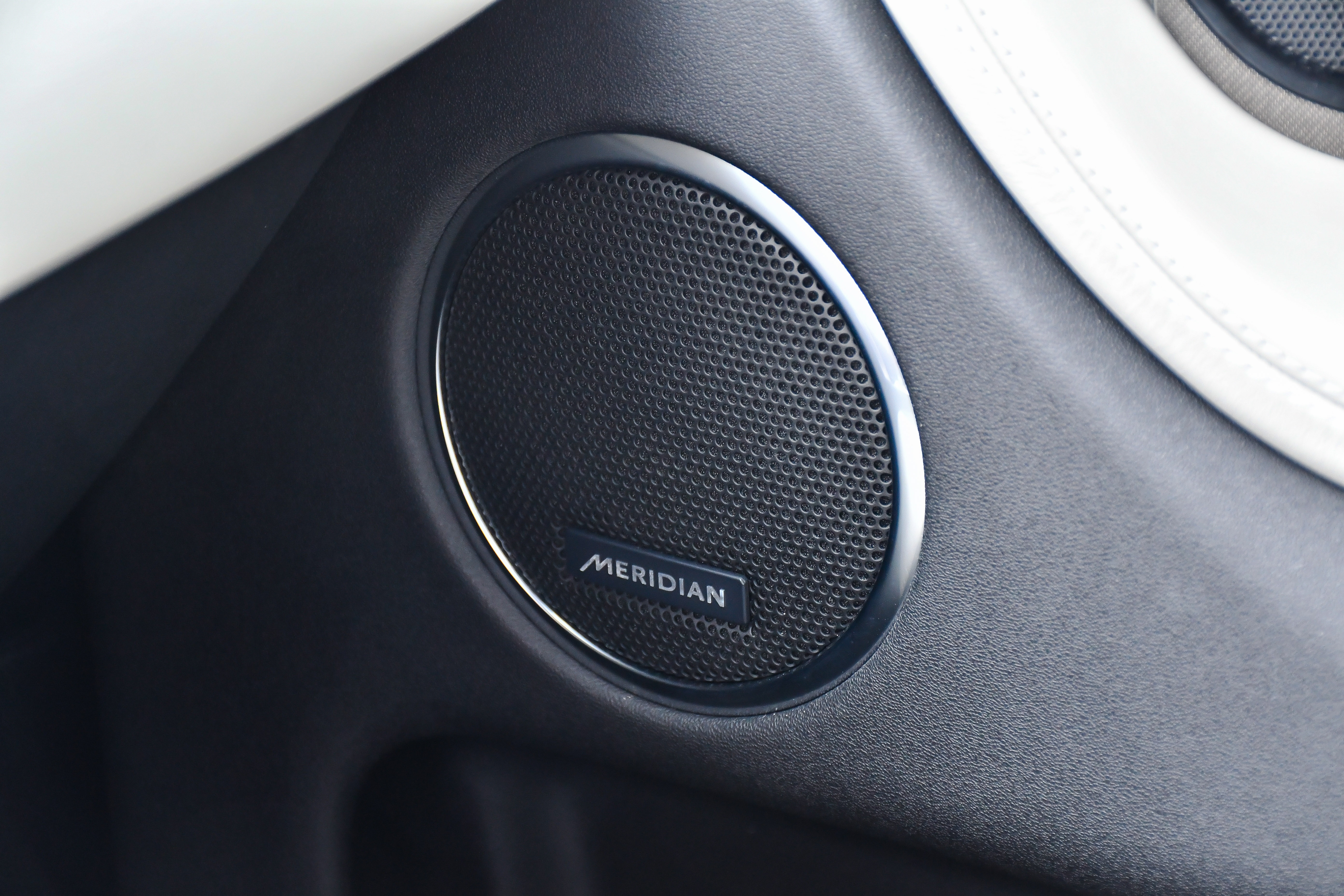 Land Rover Discovery Sport ảnh 14 Land Rover Discovery Sport anh 14