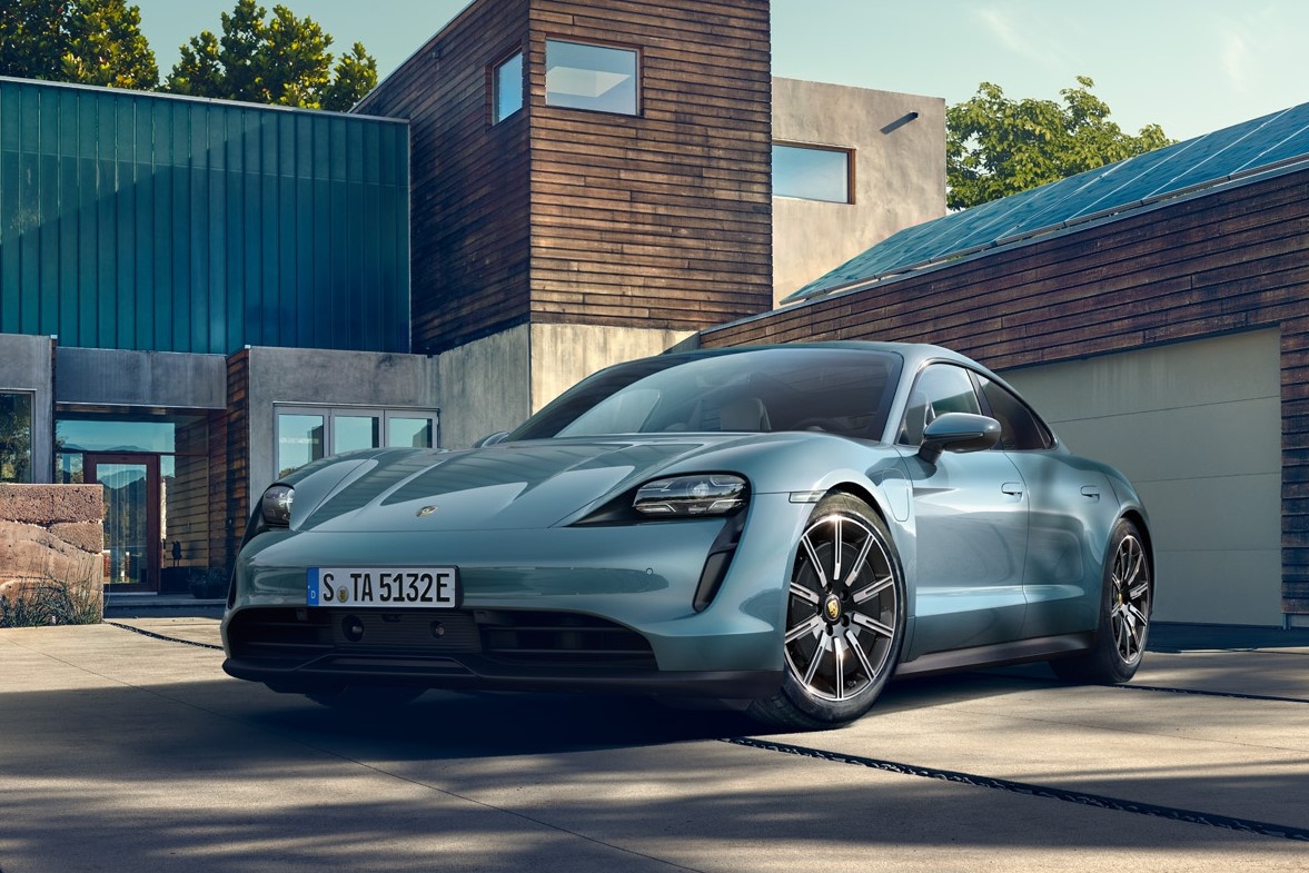 Porsche Taycan chot gia tai Viet Nam - cao nhat 9,55 ty dong hinh anh