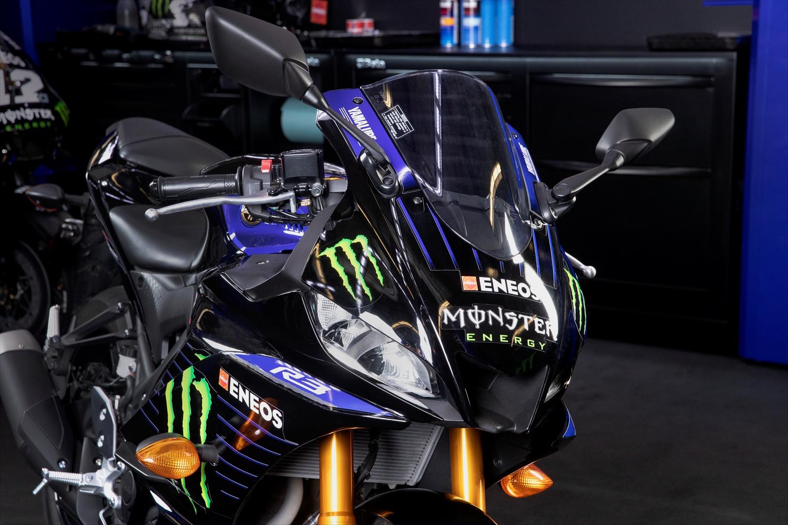 Yamaha YZF-R3 2021 anh 4