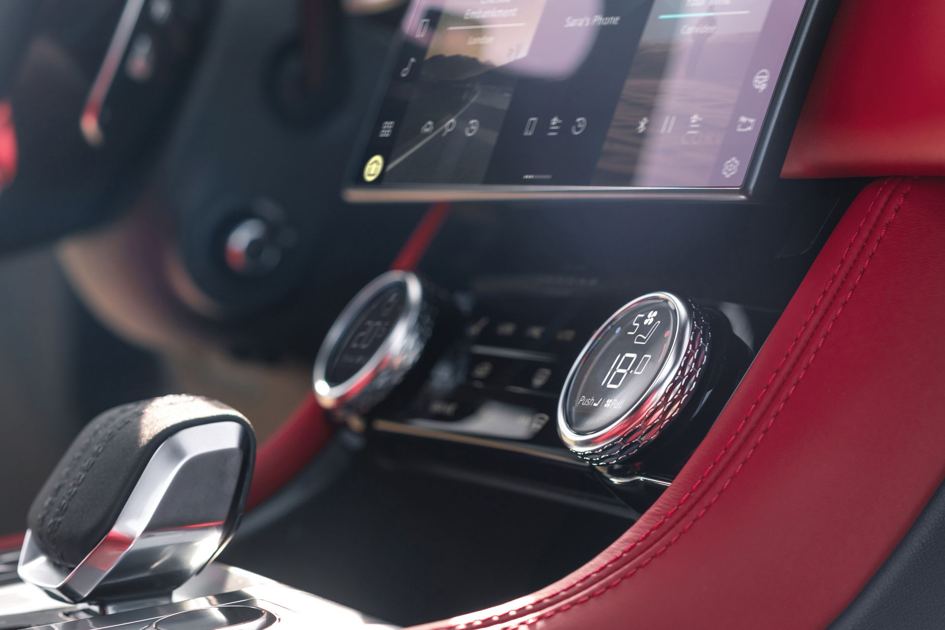 Jaguar F-Pace 2021 anh 13