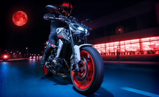 Yamaha MT-09 2021 se co dong co manh hon? hinh anh