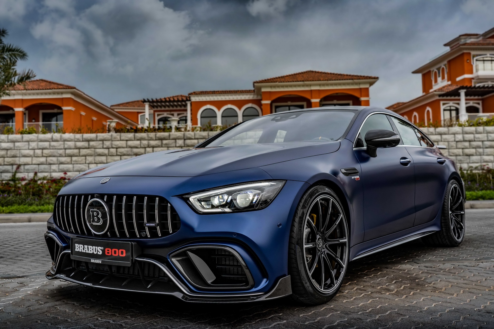 Mercedes-AMG GT 63 anh 11
