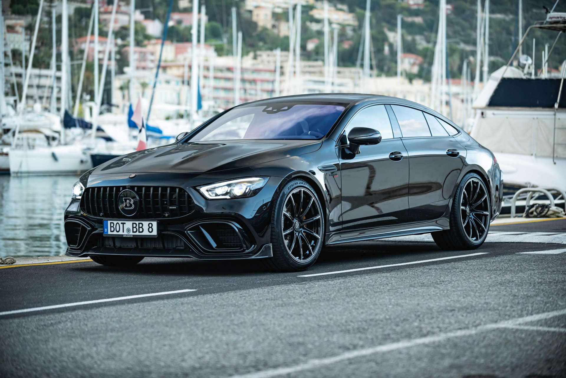 Ban do Mercedes-AMG GT 63 S 4MATIC+ manh gan 800 ma luc hinh anh