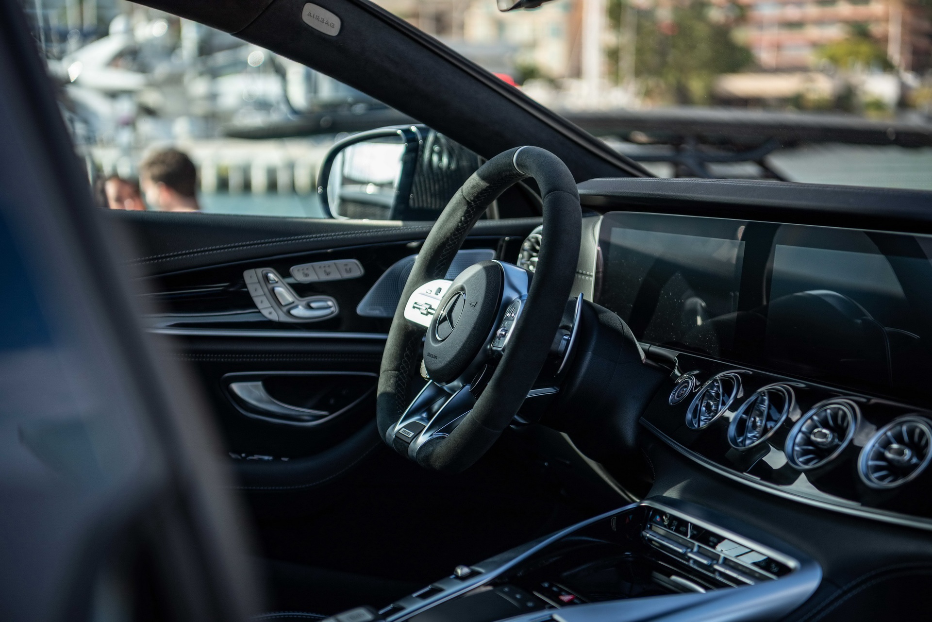 Mercedes-AMG GT 63 anh 28