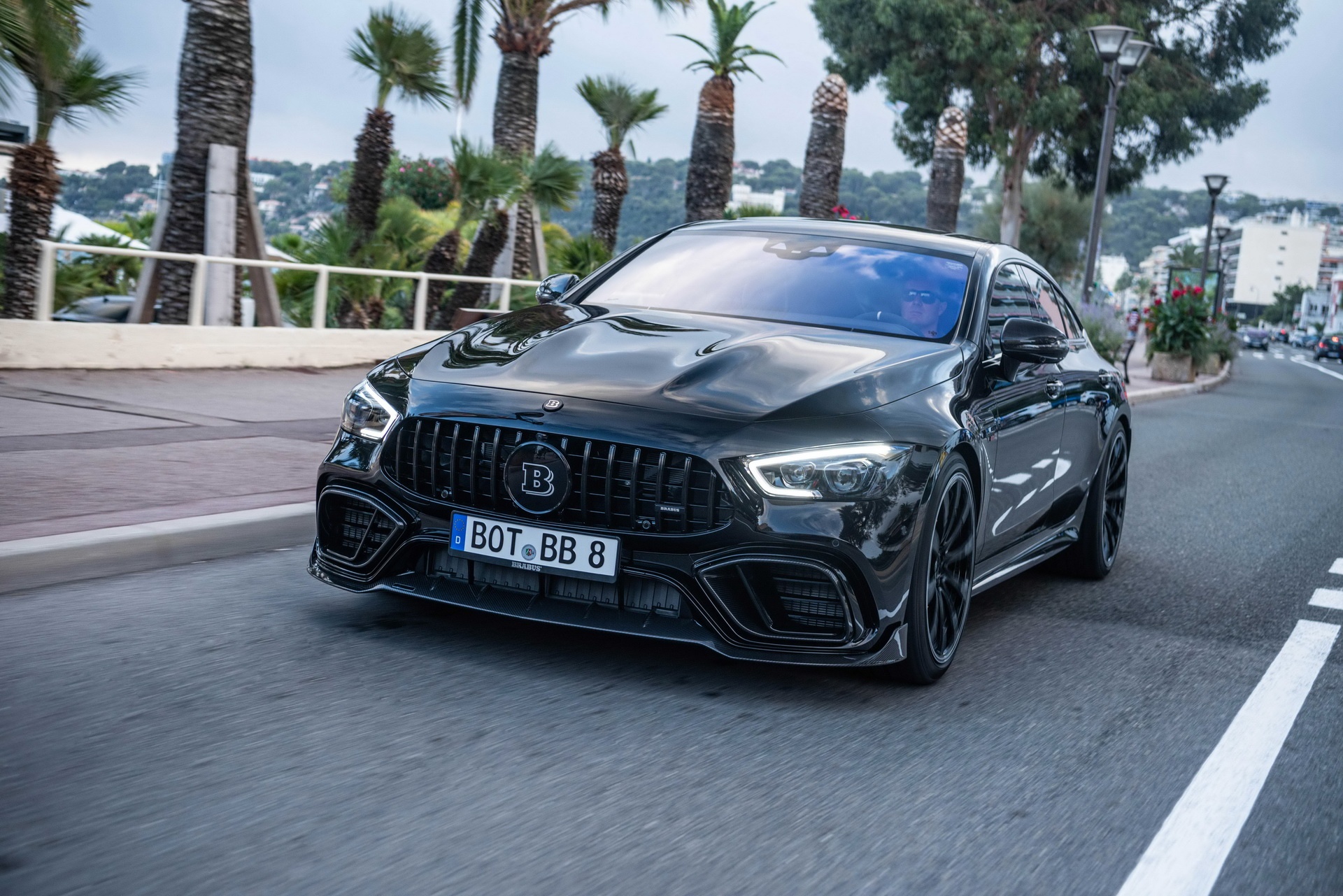 Mercedes-AMG GT 63 anh 30