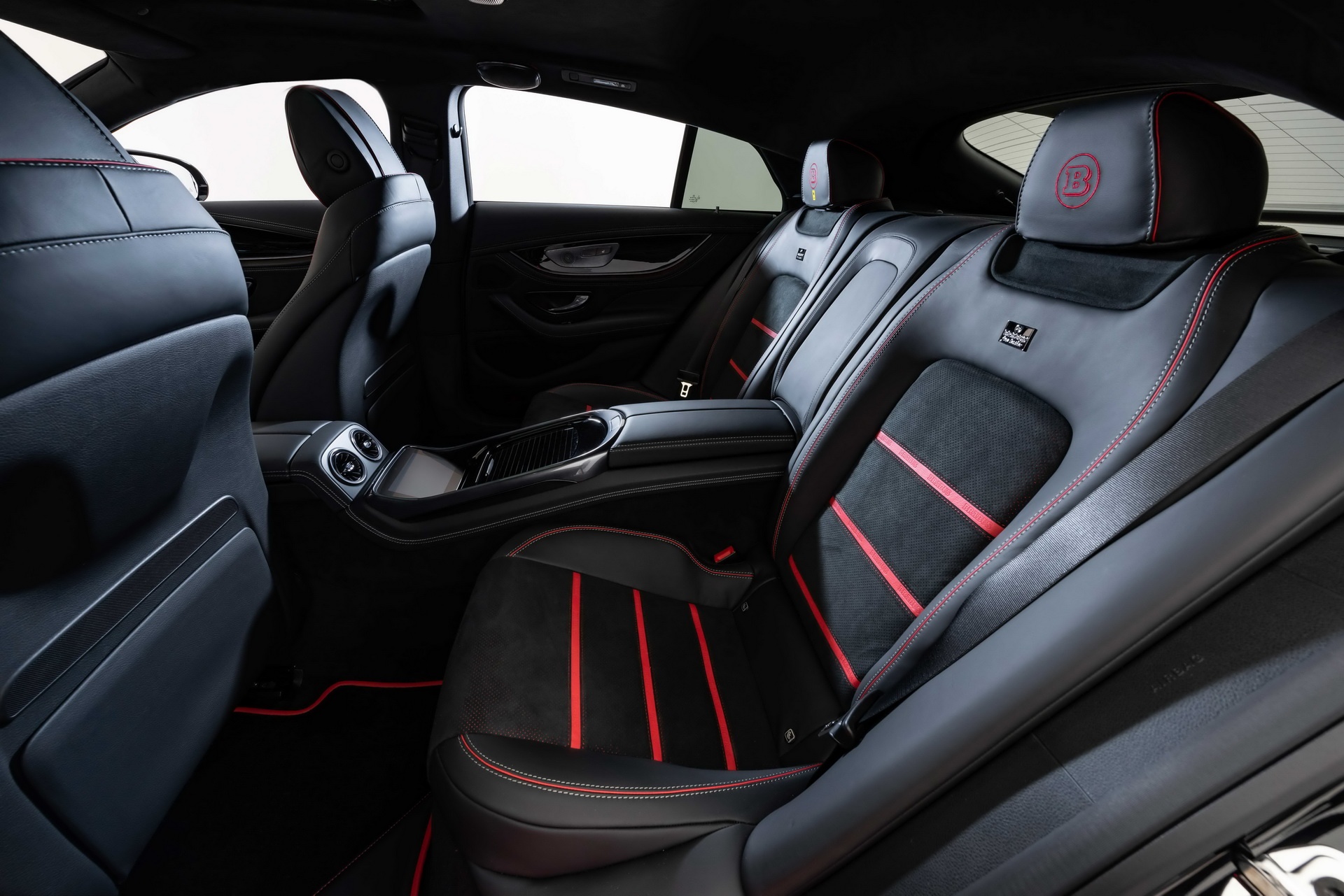 Mercedes-AMG GT 63 anh 24