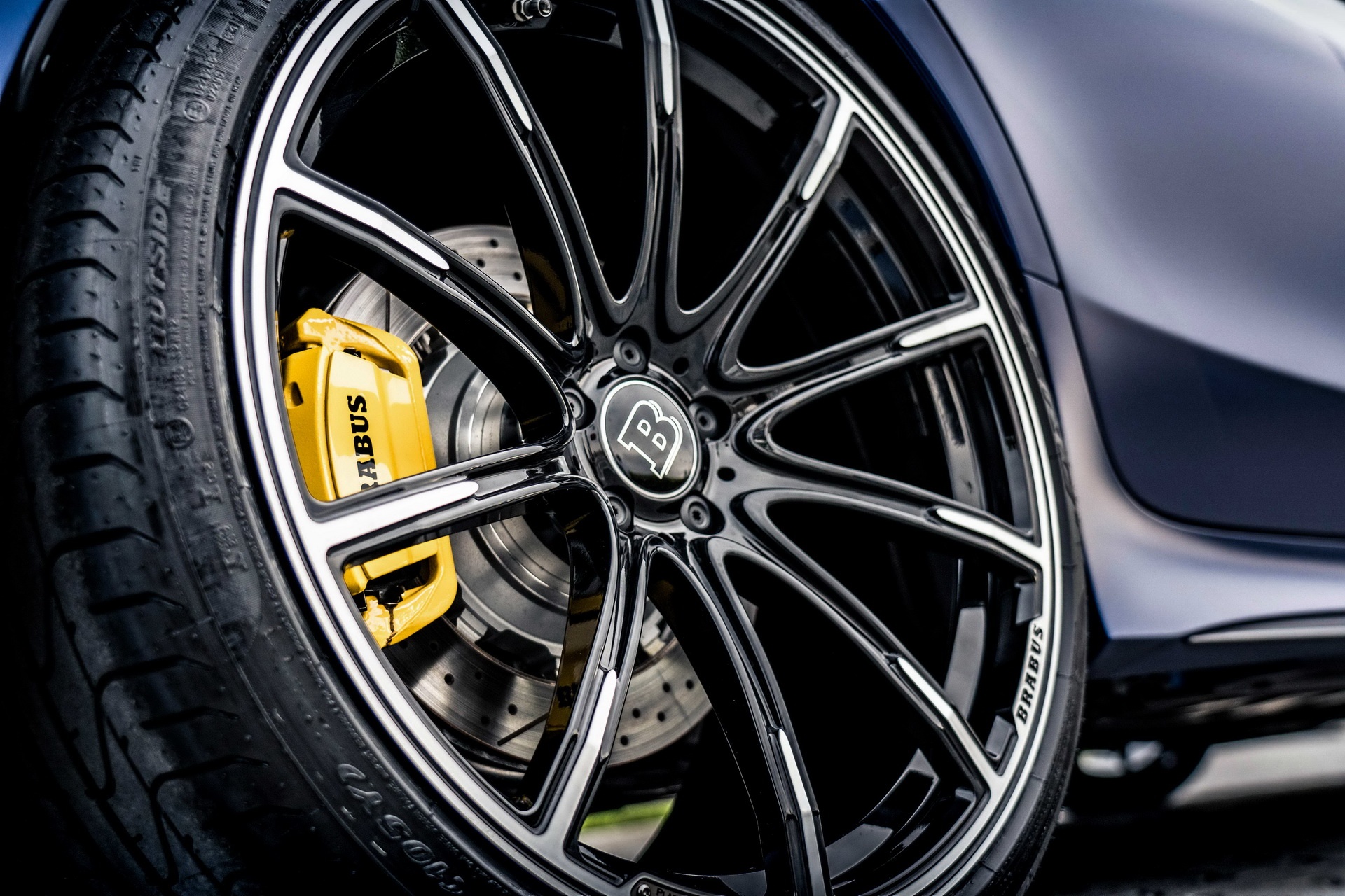 Mercedes-AMG GT 63 anh 13