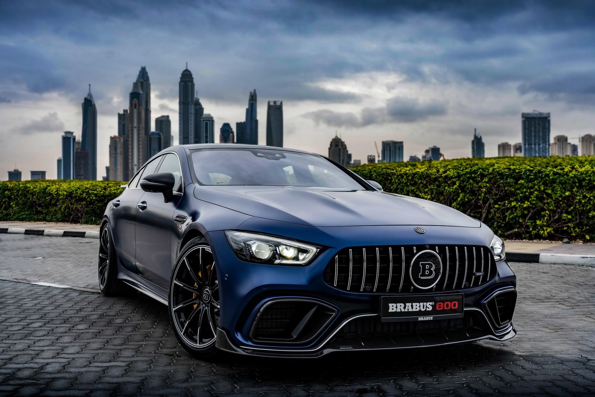 Mercedes-AMG GT 63 anh 10