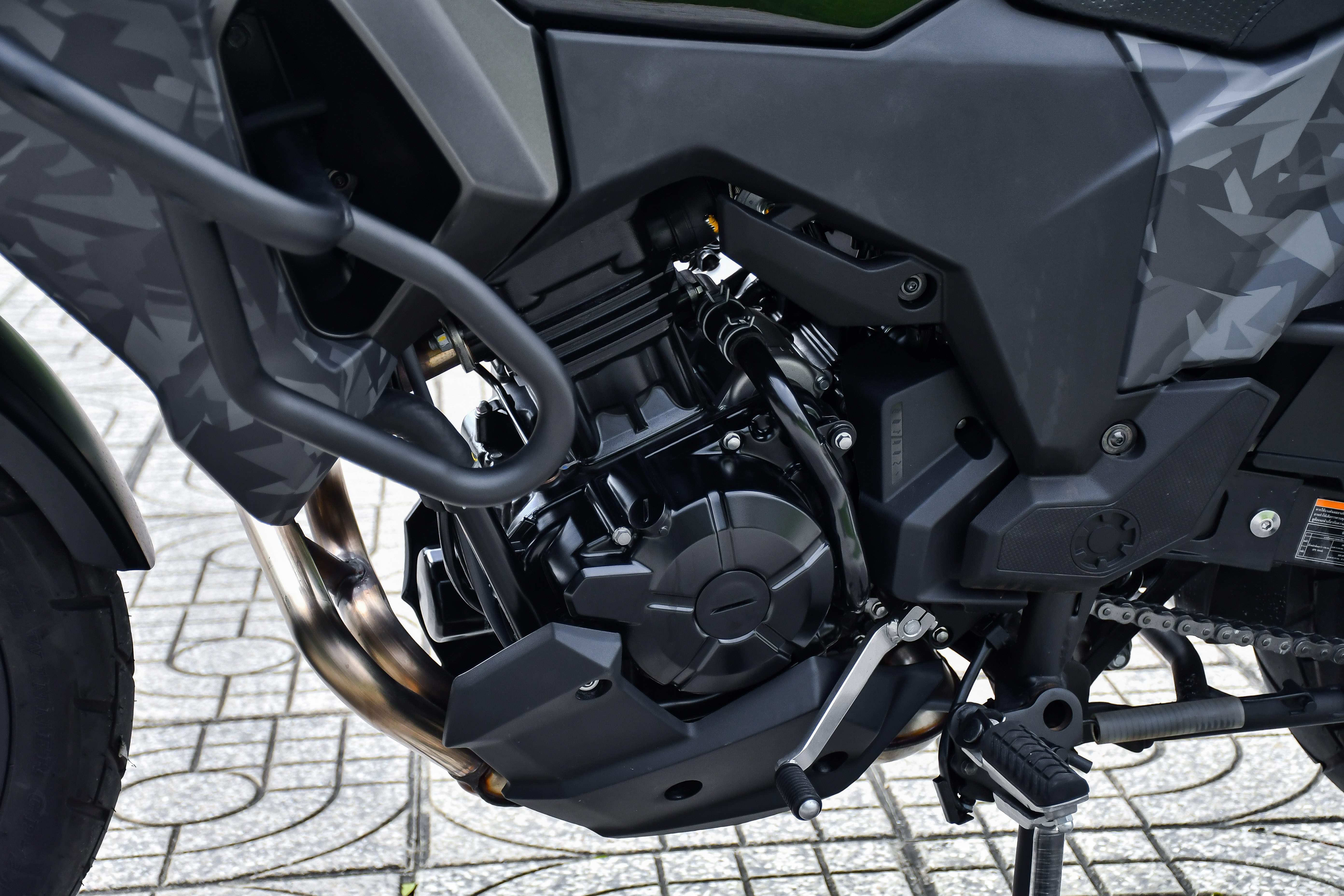 Kawasaki Versys 300 Tourer anh 19