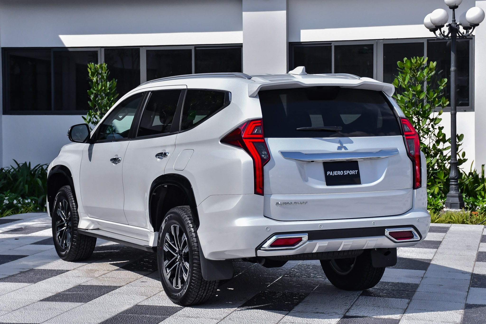 SUV 7 chỗ ảnh 4 SUV 7 cho anh 4