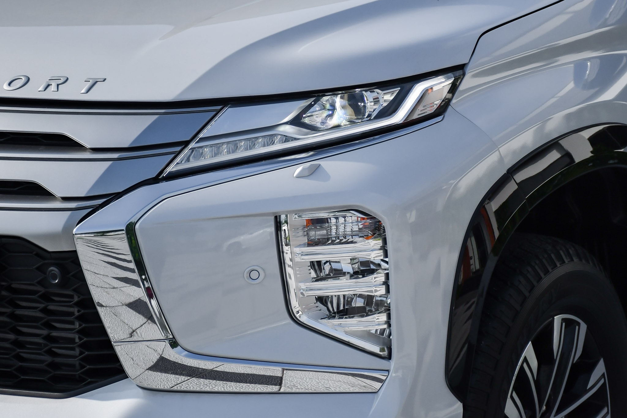 Mitsubishi Pajero Sport 2020 ảnh 8 Mitsubishi Pajero Sport 2020 anh 8